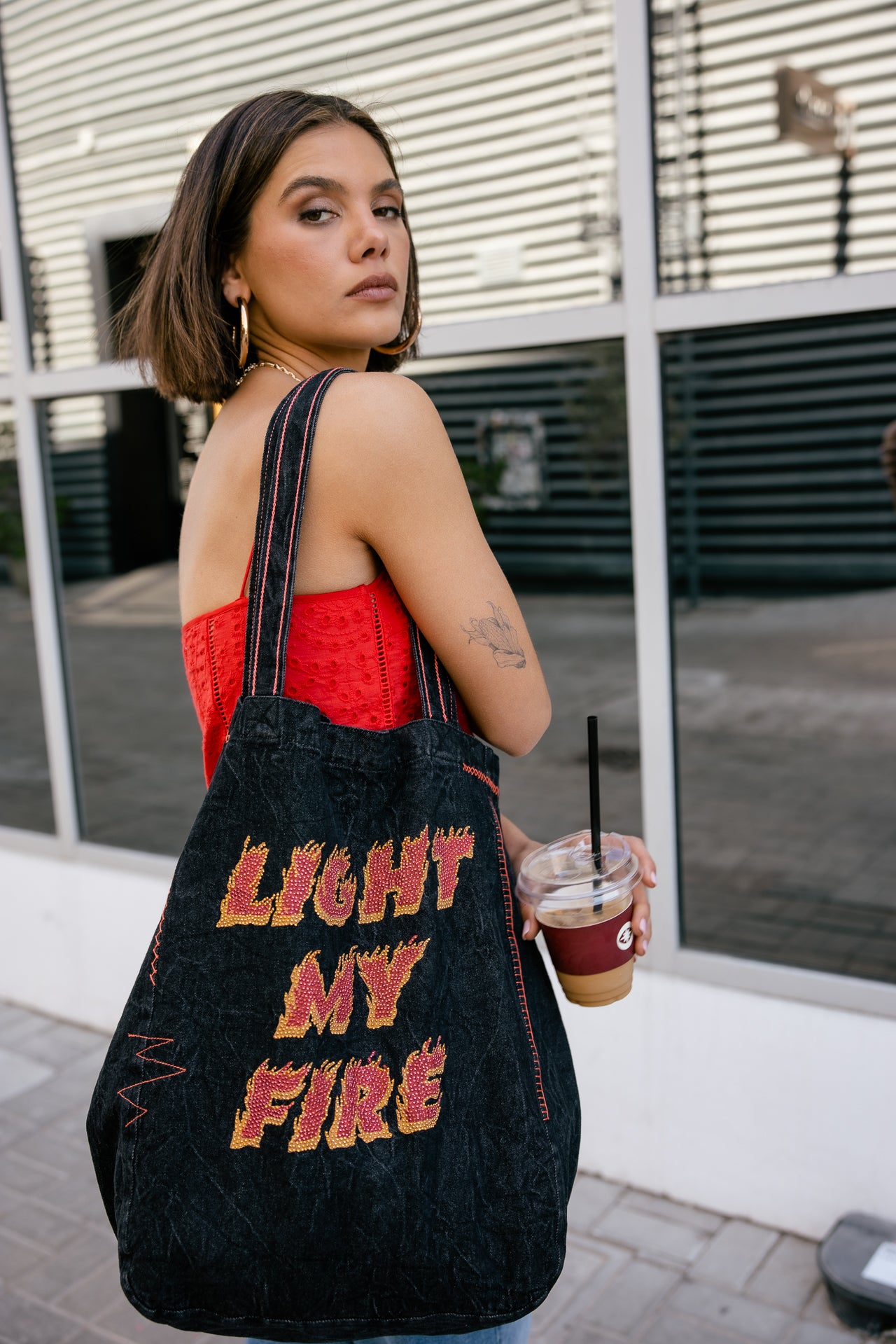   
            

Tote bag Homme Linnick Light My Fire Denim black | Freeman T. Porter
          