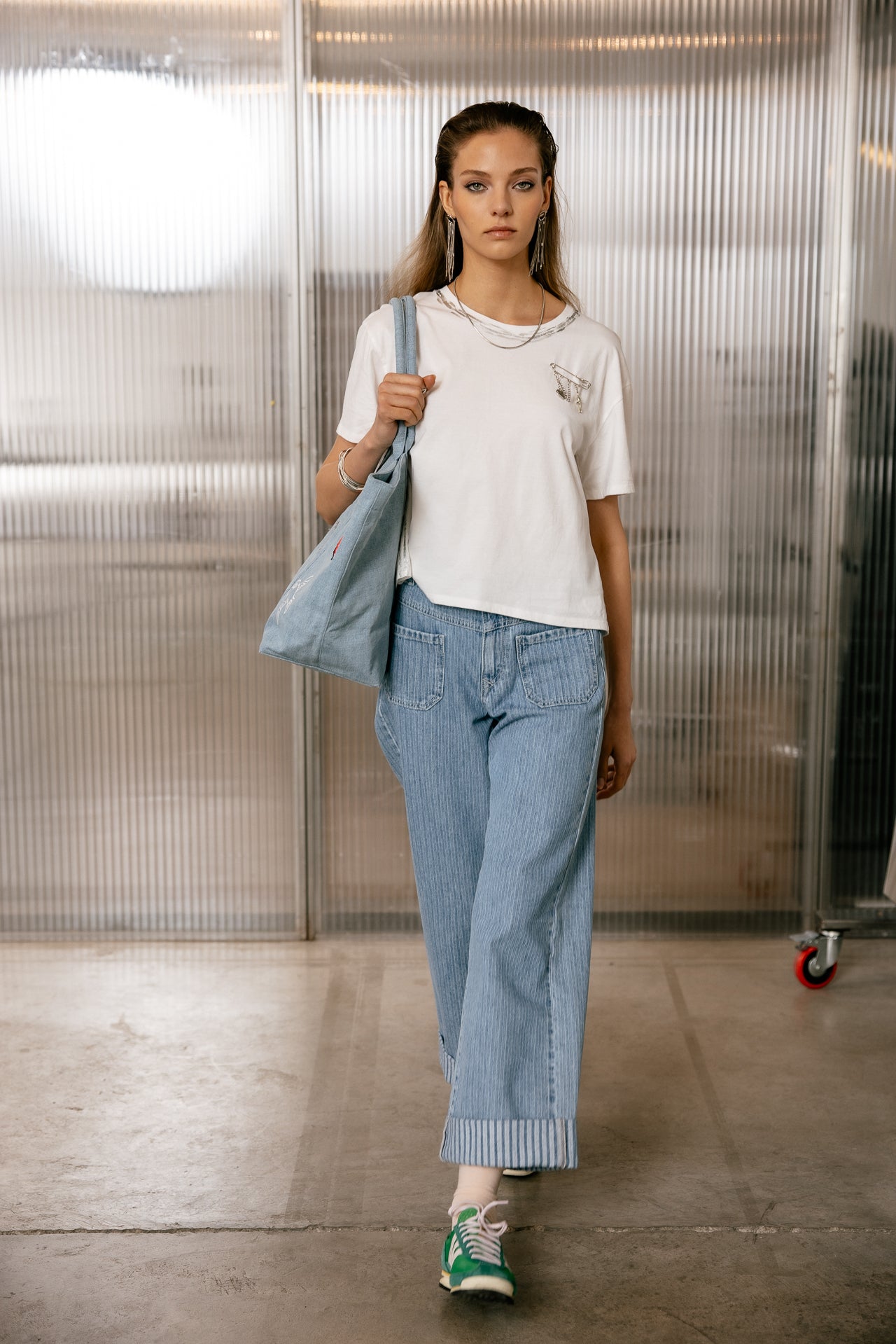 

T-shirt large croisé dos Femme Tissalia Foil white | Freeman T. Porter