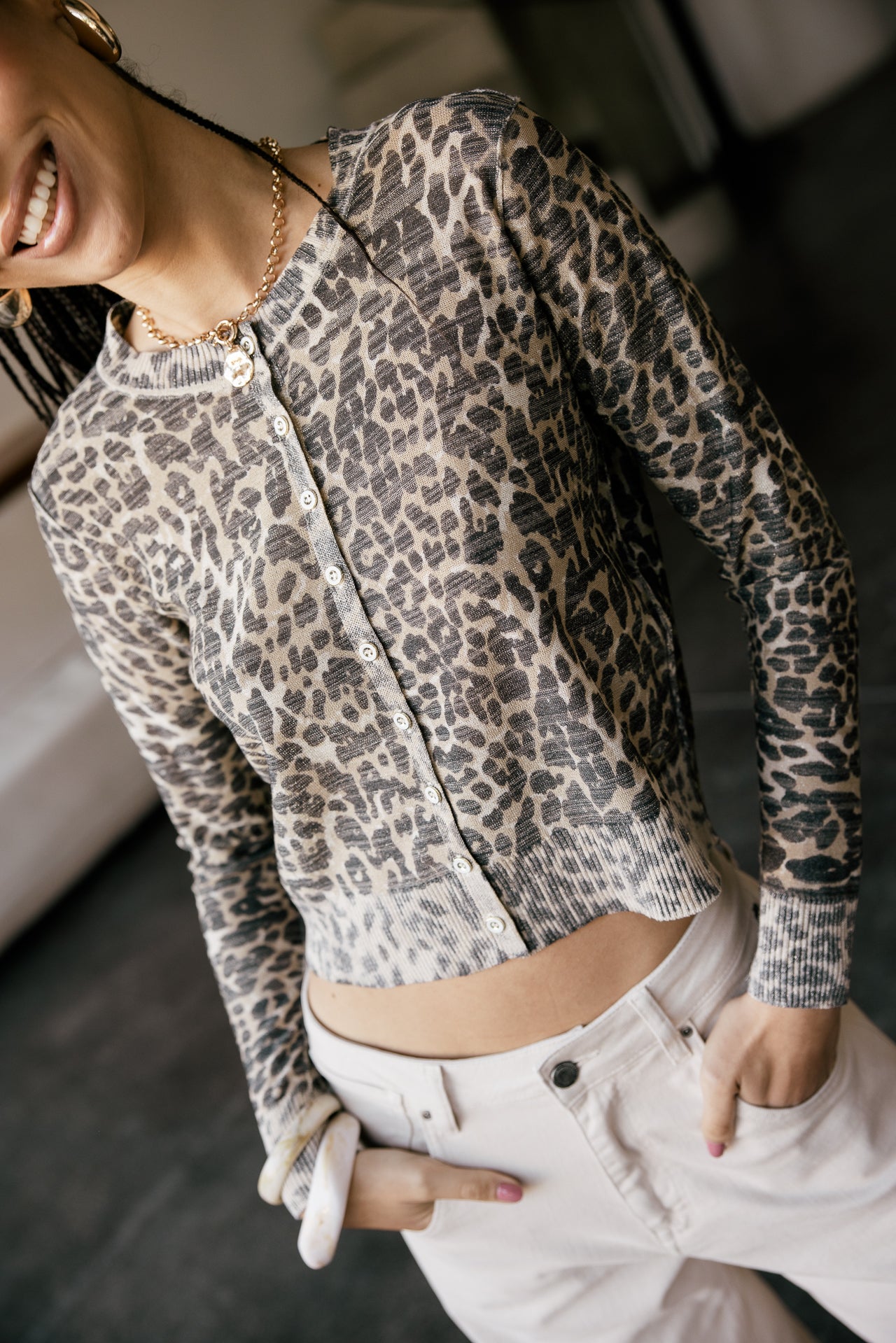   
            

Gilet à manches longues effet retourné en maille irisé imprimé Femme Philas Reverse Leo original | Freeman T. Porter
          