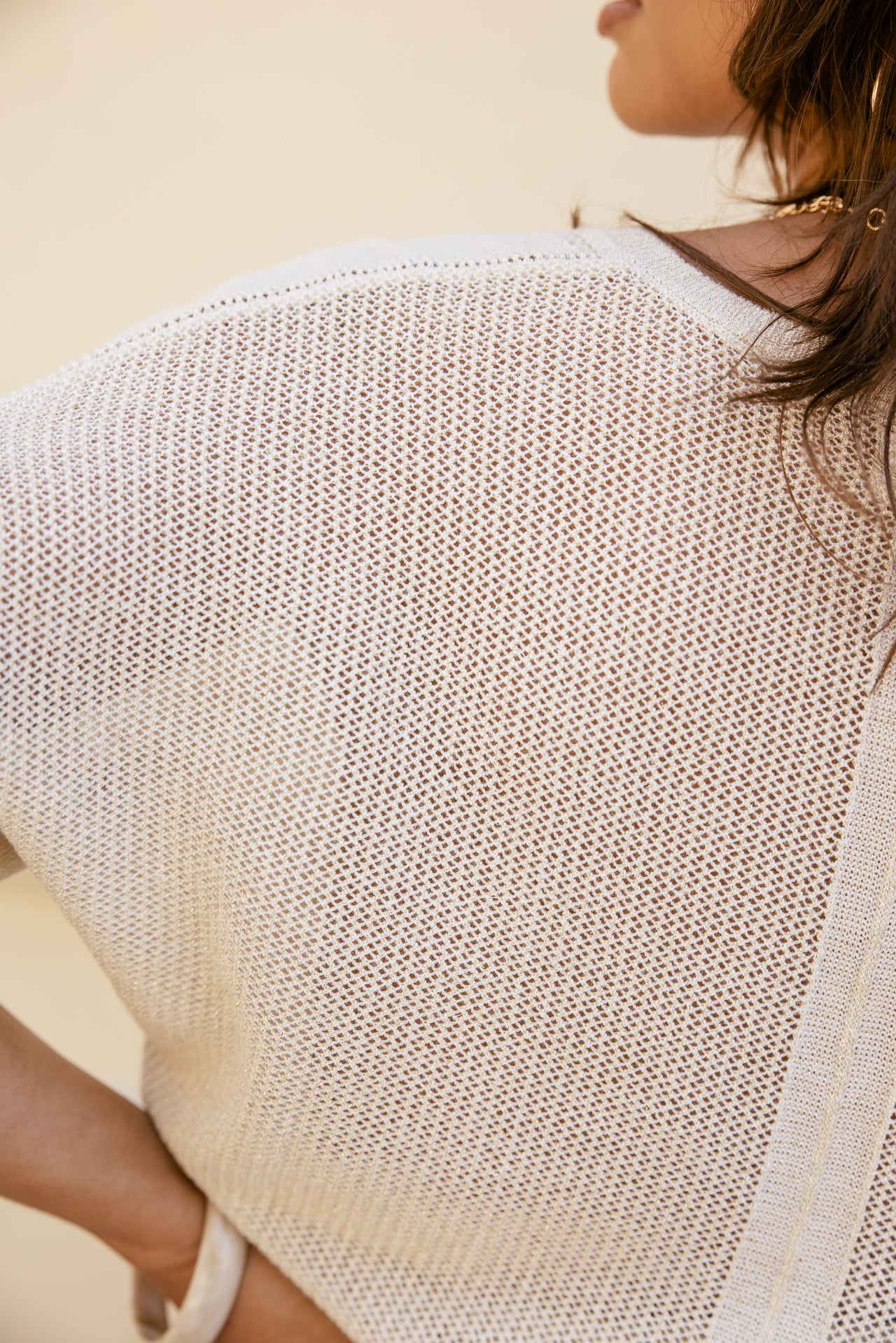 

Maille en pointelle col V irisé Femme Pykonos gold | Freeman T. Porter