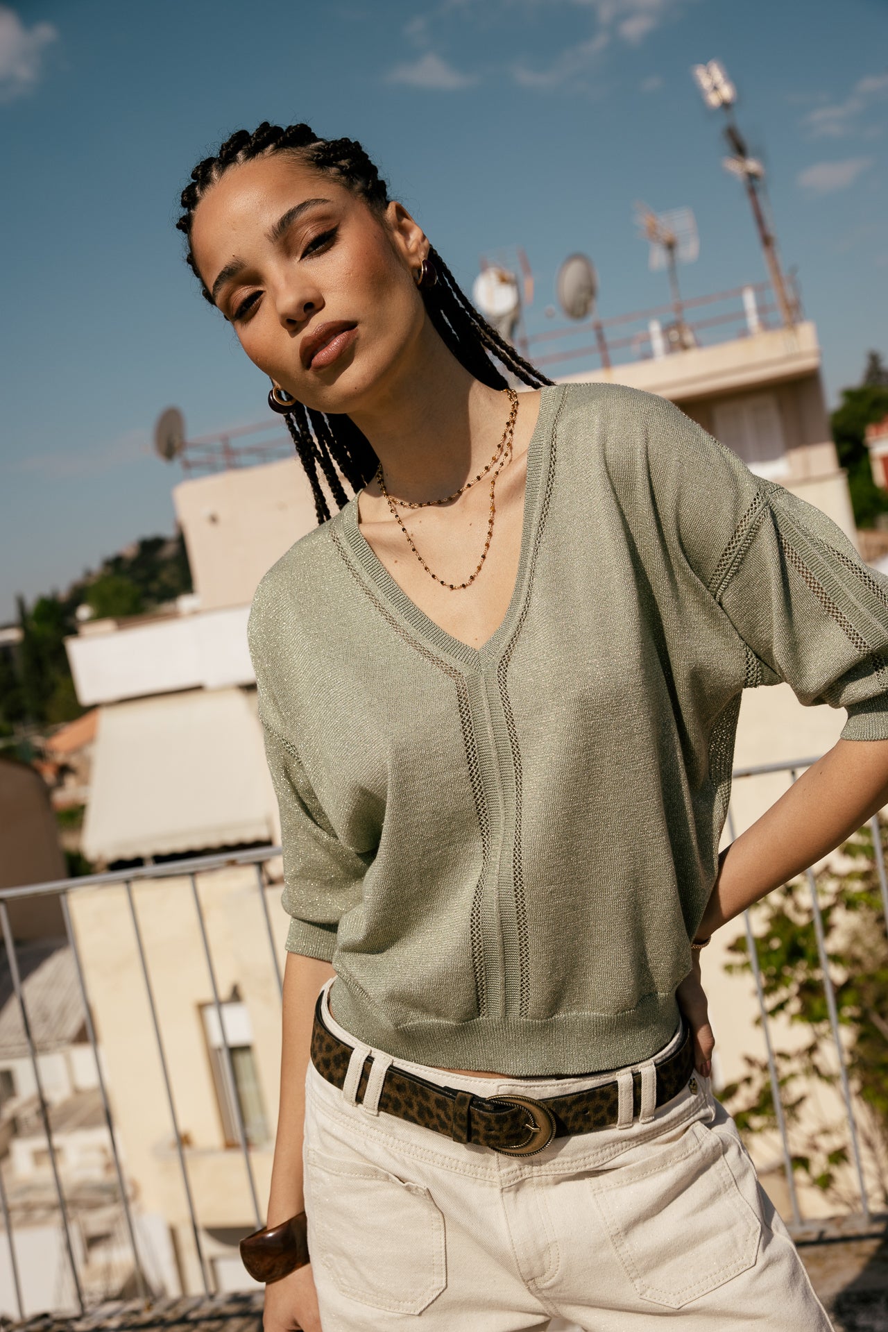 

Maille en pointelle col V irisé Femme Pykonos green sauge | Freeman T. Porter