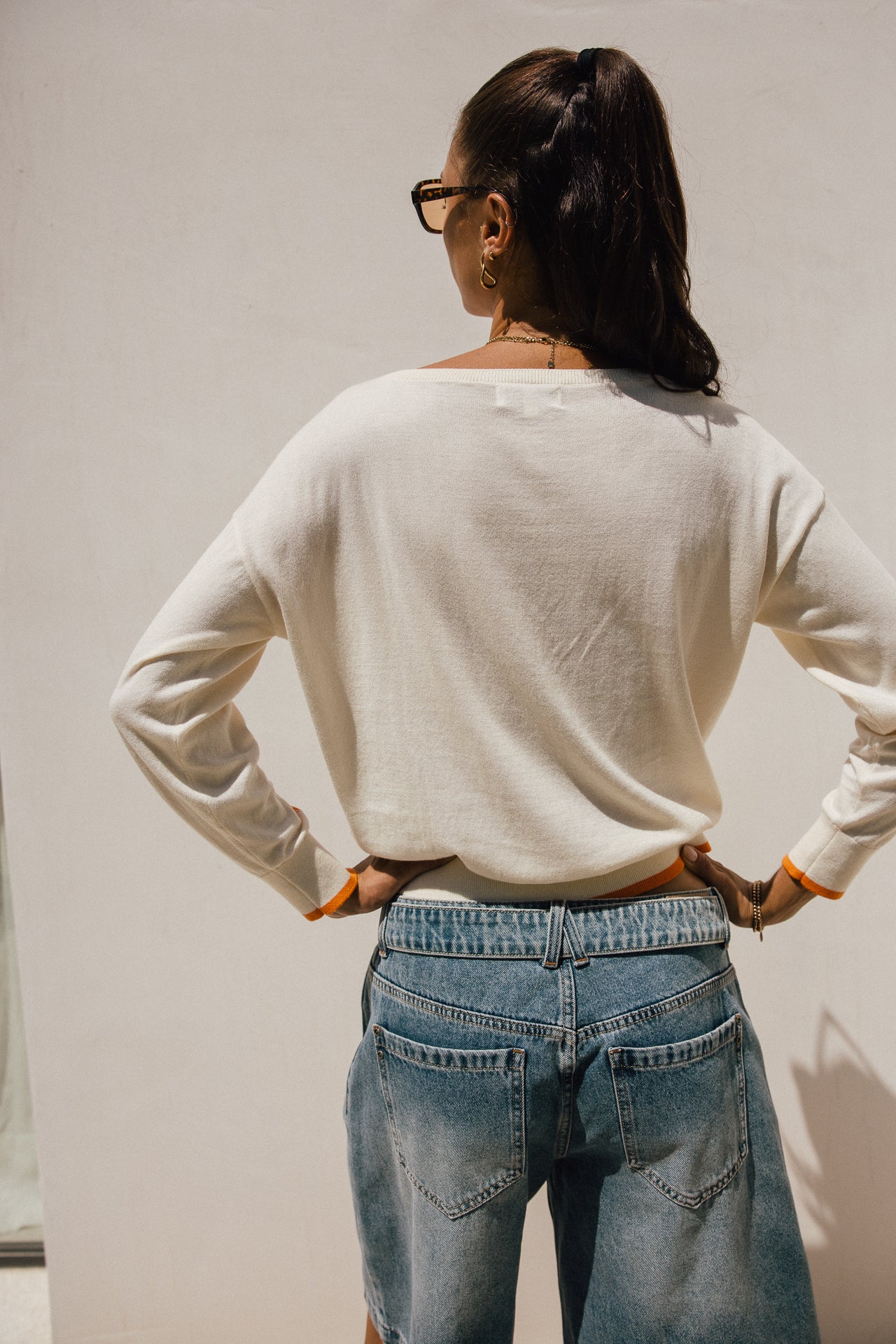 

Pull leger en maille col rond Femme Primo off white / orange | Freeman T. Porter