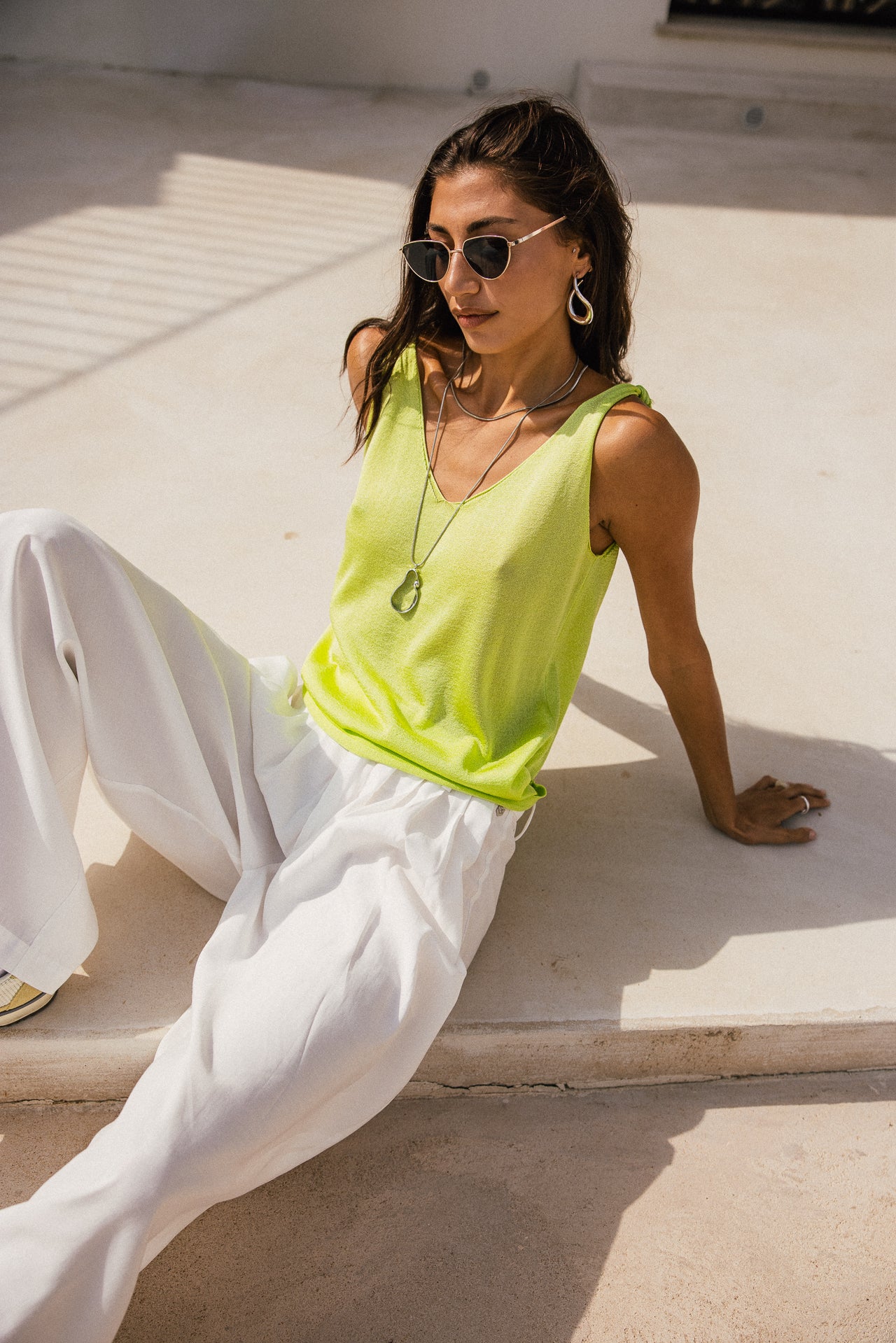 

Débardeur en maille col V Femme Dattina Lurex lime | Freeman T. Porter