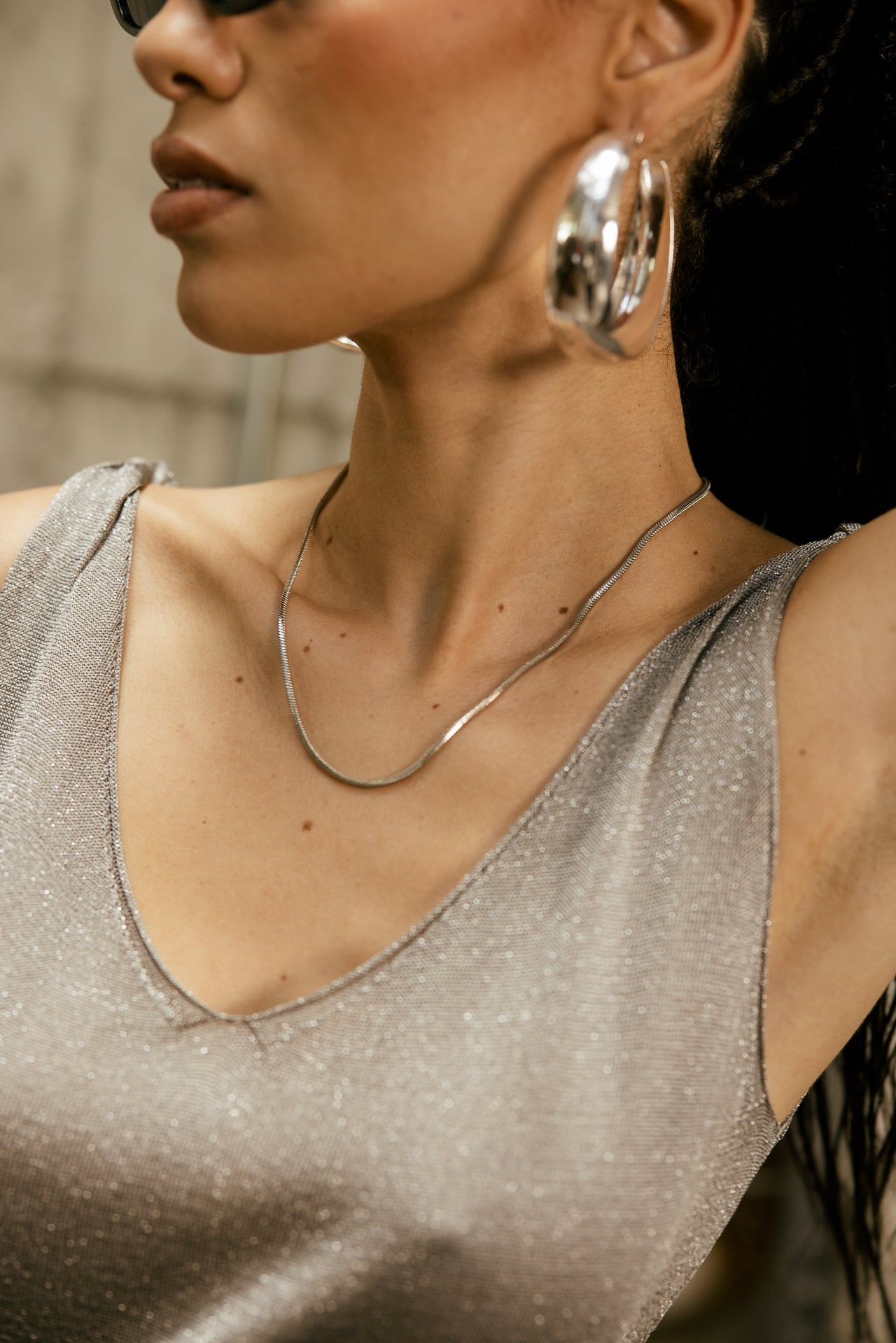 
              

Glitzerndes Strick-Top mit V-Ausschnitt Damen Dattina Lurex silver | Freeman T. Porter
            