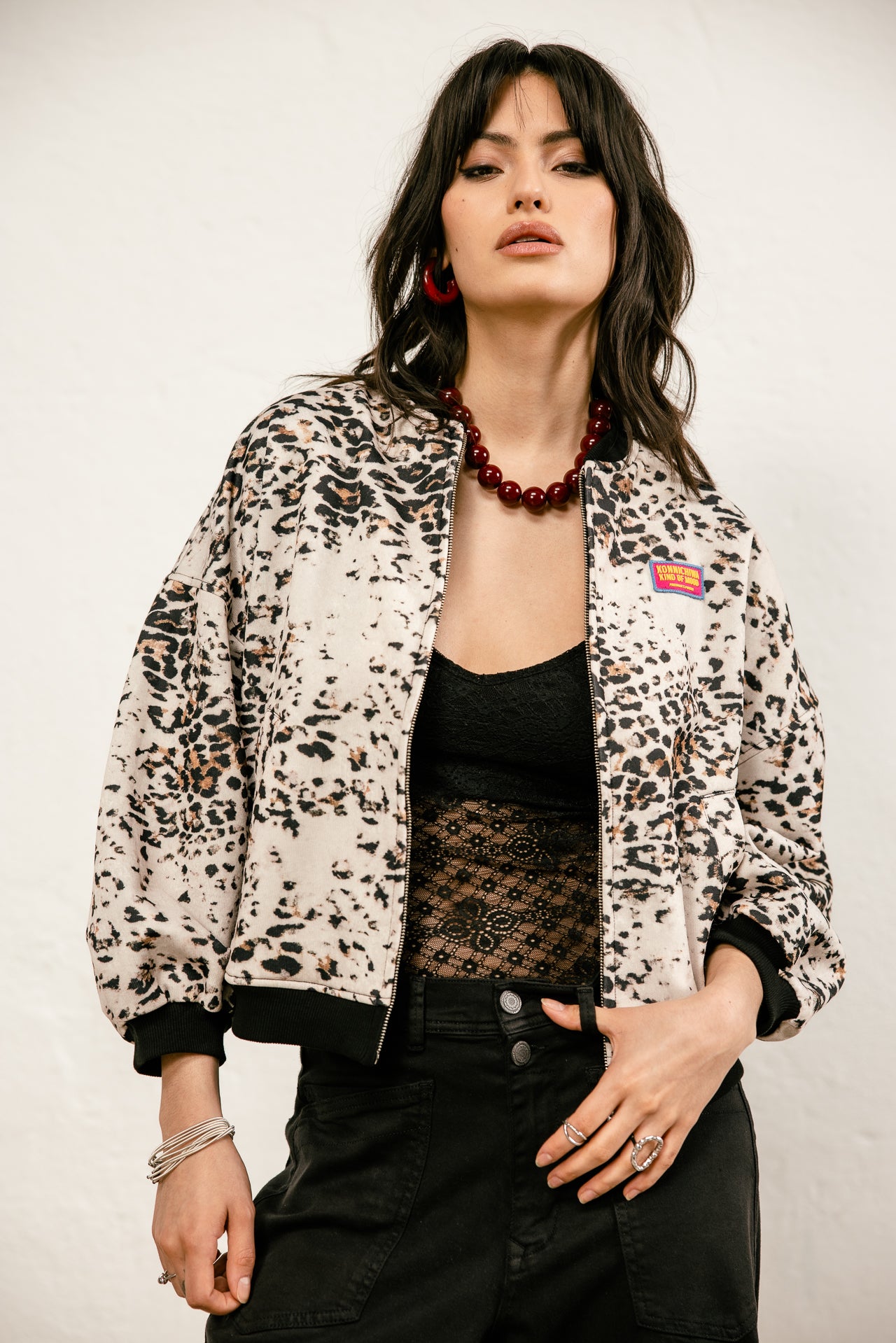 

Veste zippée imprimée Femme Vega Leo Bleached off white | Freeman T. Porter