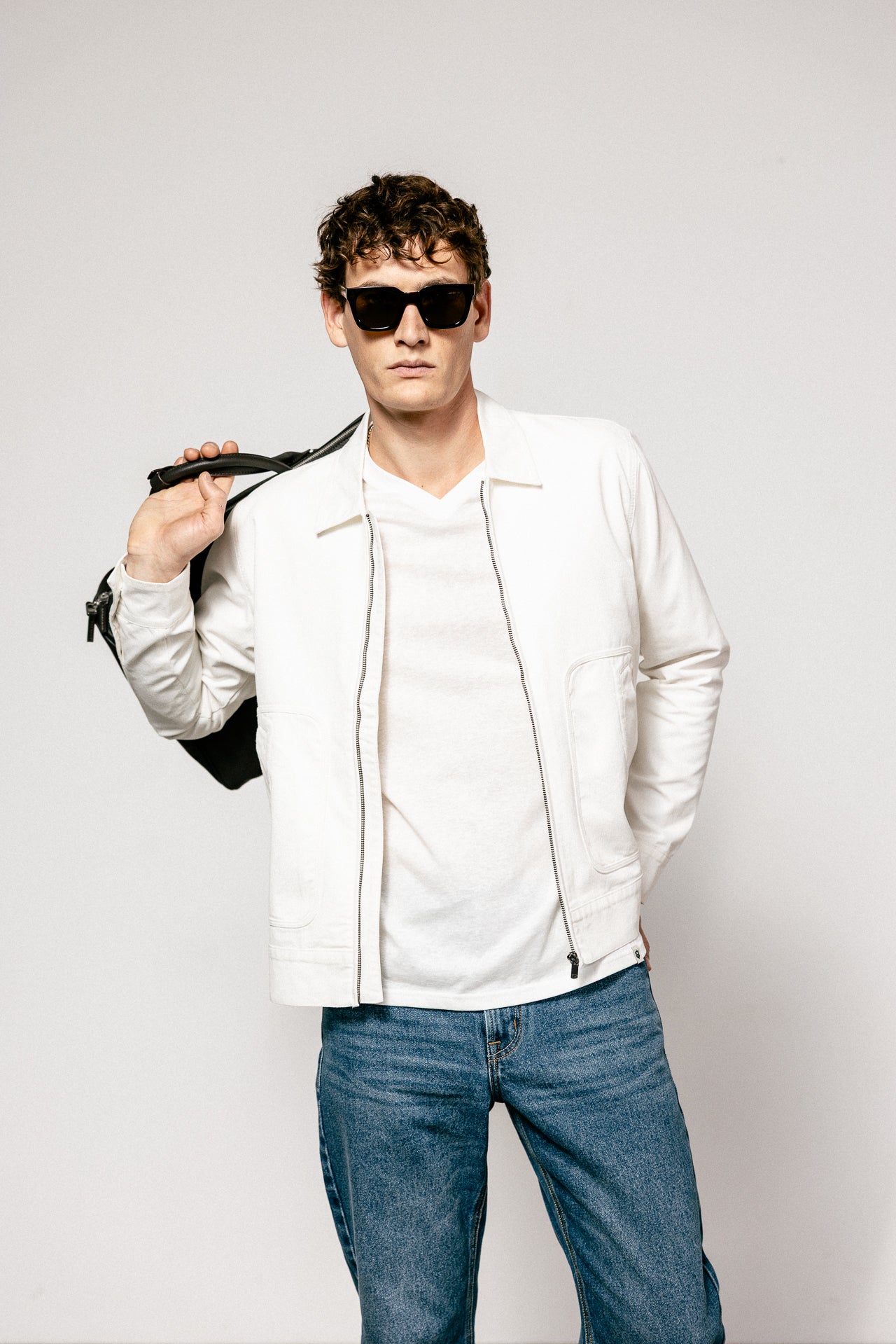 

Blouson coupe droite Homme Antonio Sumai white | Freeman T. Porter