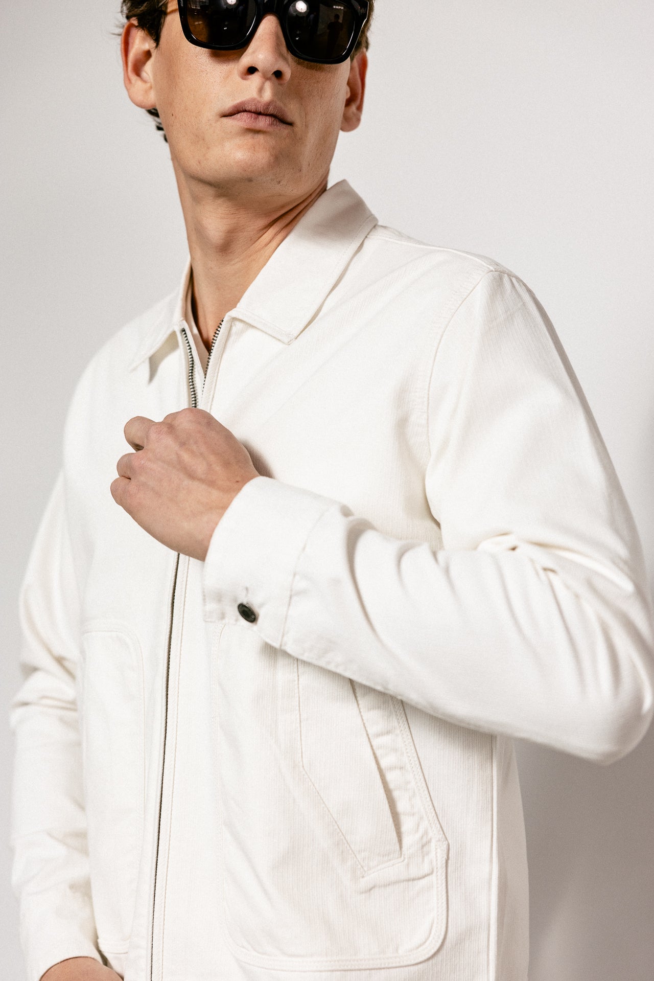 

Blouson coupe droite Homme Antonio Sumai white | Freeman T. Porter