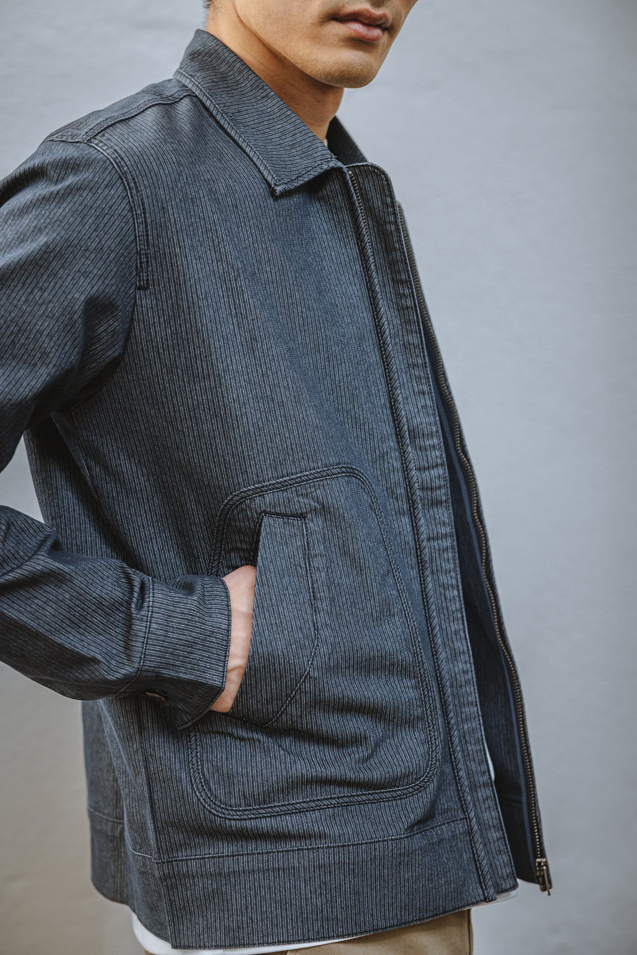 
              

Blouson coupe droite Homme Antonio Sumai dark denim | Freeman T. Porter
            