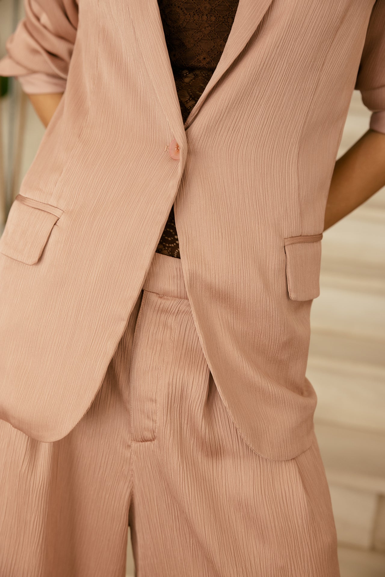 

Veste blazer oversize texturé Femme Maria Creased old pink | Freeman T. Porter