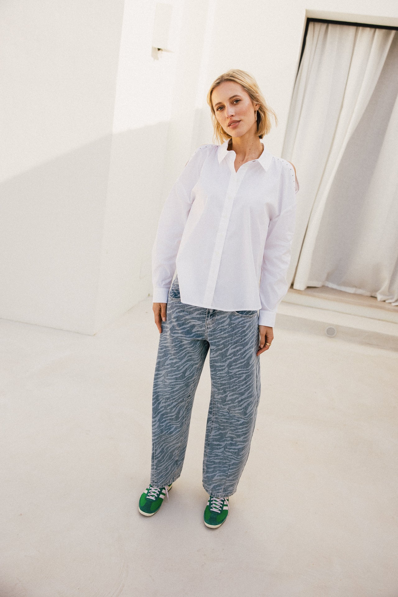 
              

Chemise aux épaules dénudées Femme Cruza Plain white | Freeman T. Porter
            