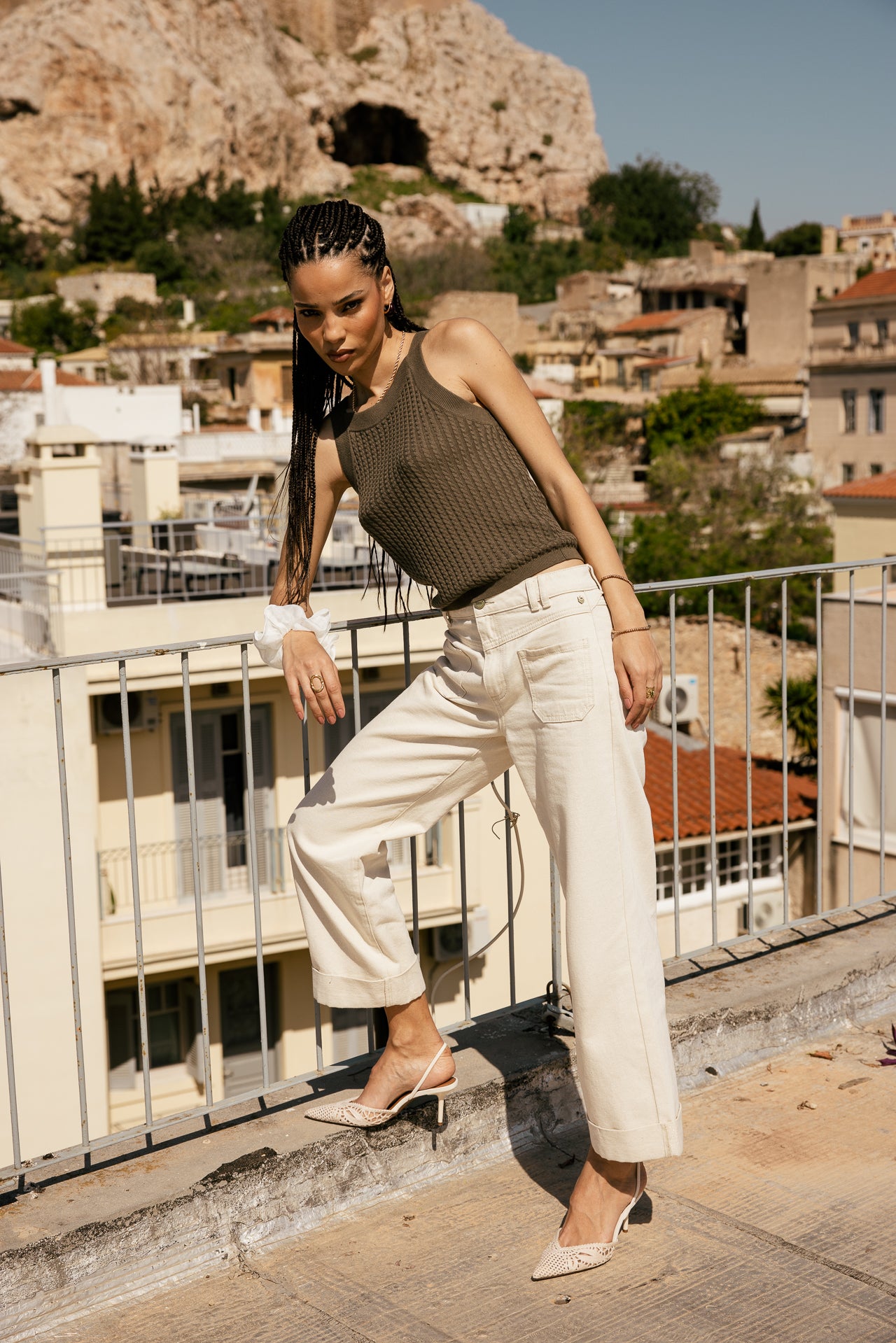 

Débardeur en maille en point tresses Femme Daelle olive night | Freeman T. Porter