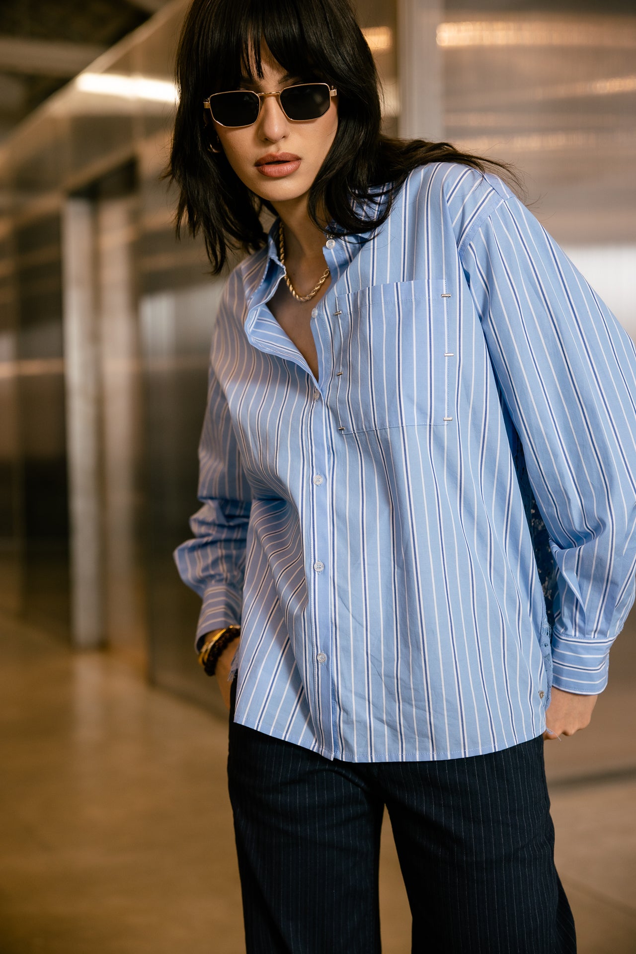 

Camisa amplia con espalda de encaje Mujer Chalamy Lace granada sky | Freeman T. Porter