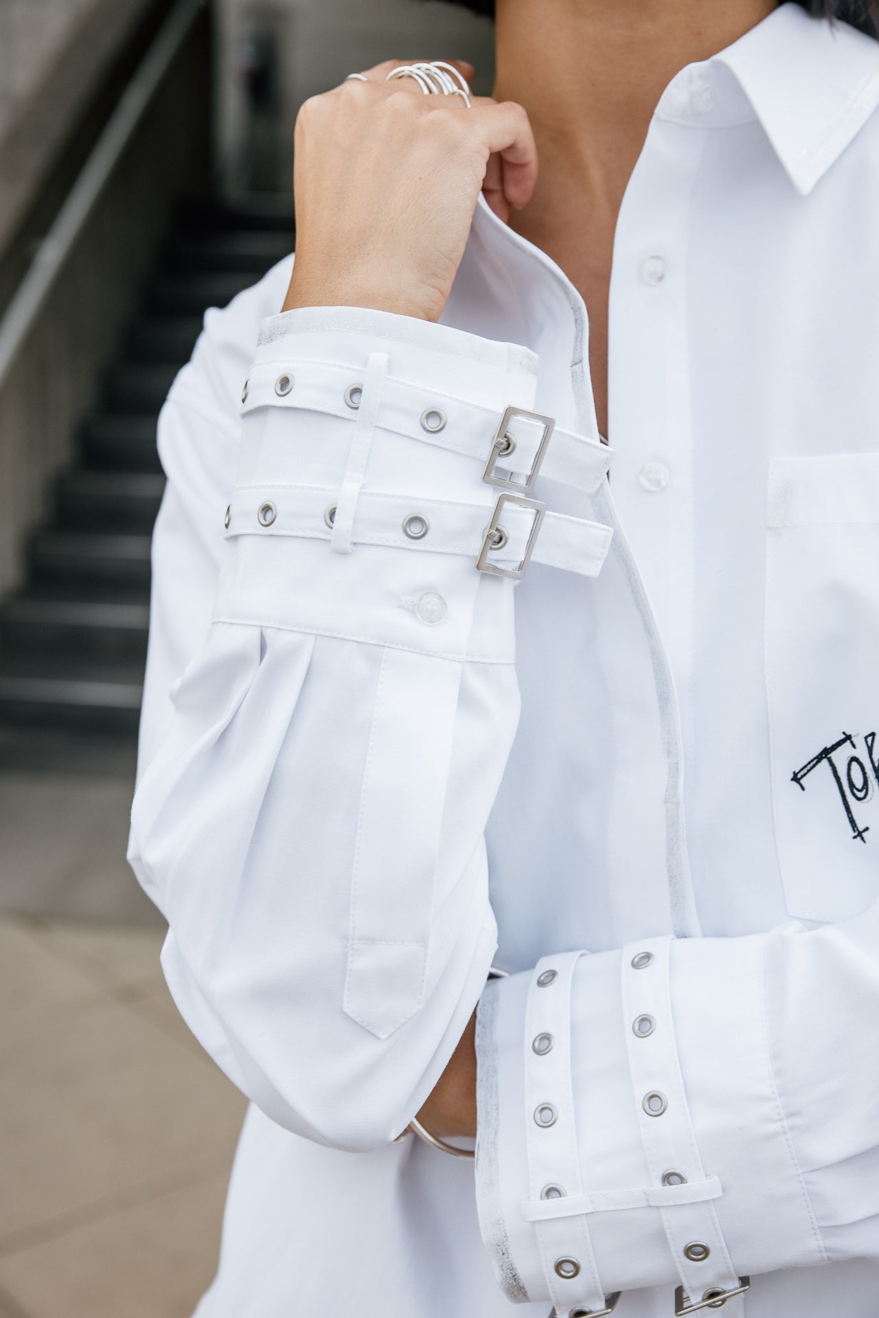 Multi-detail shirt Cheryne Tokyo Street, white | Freeman T. Porter