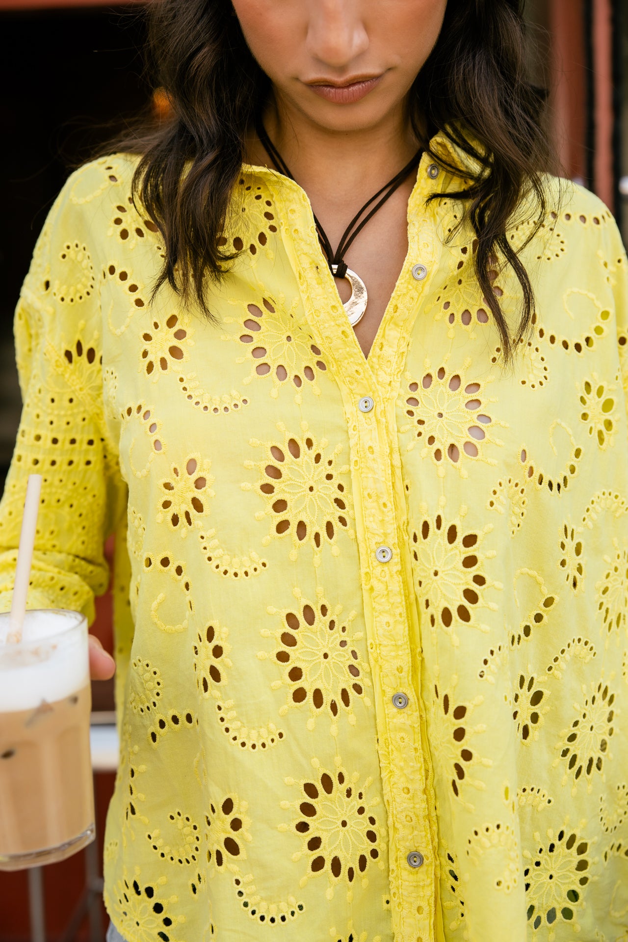 

Chemise large en broderie anglaise Femme Chola Embroidery yellow | Freeman T. Porter