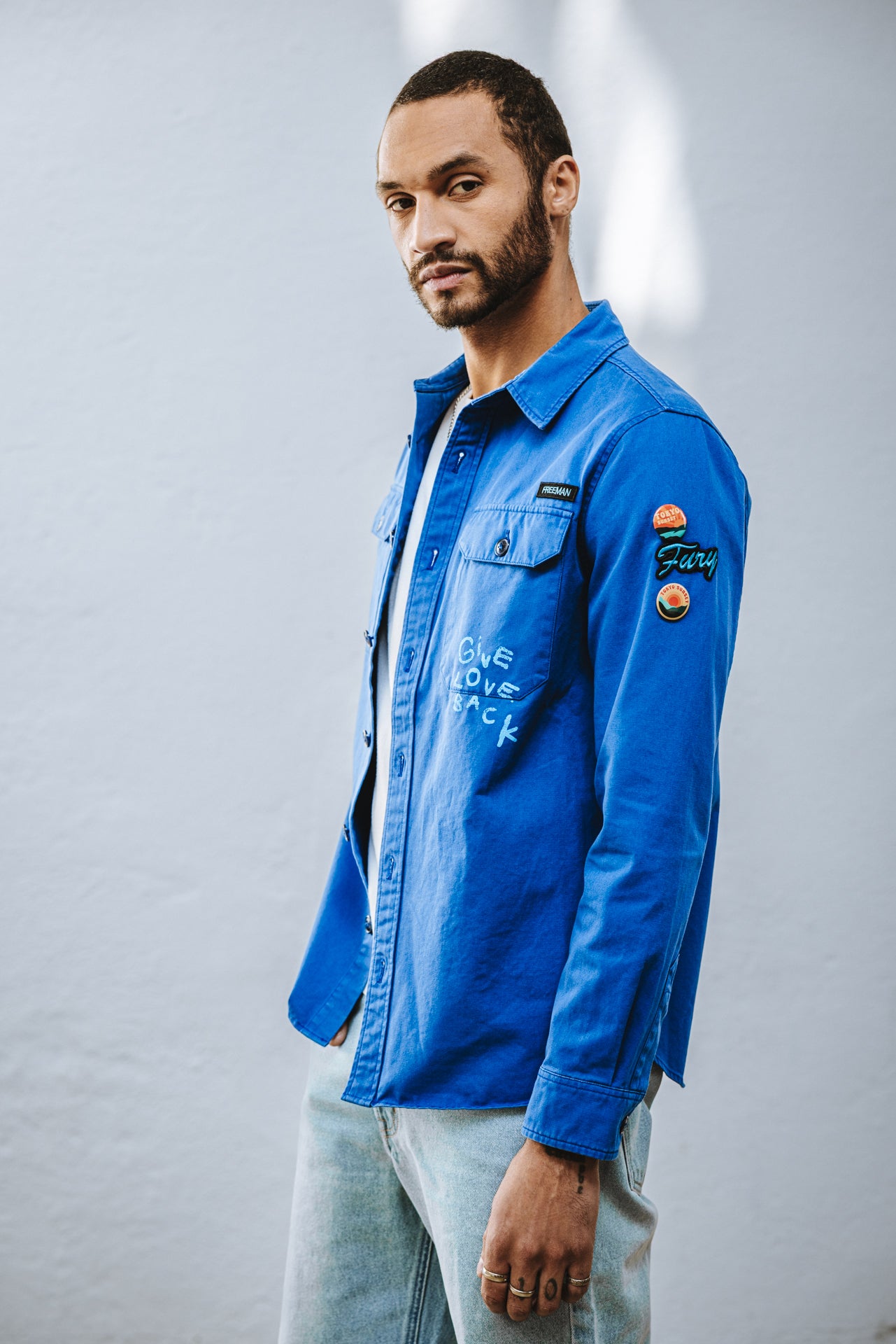 
              

Straight fit shirt Men Raven Break surf the web | Freeman T. Porter
            