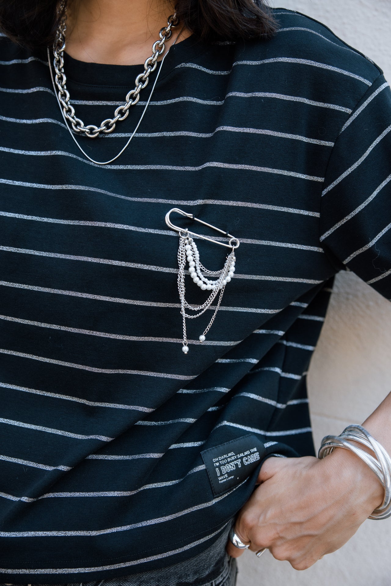 
              

Gestreiftes T-Shirt mit Schmuck Damen Tacy Sailor black | Freeman T. Porter
            