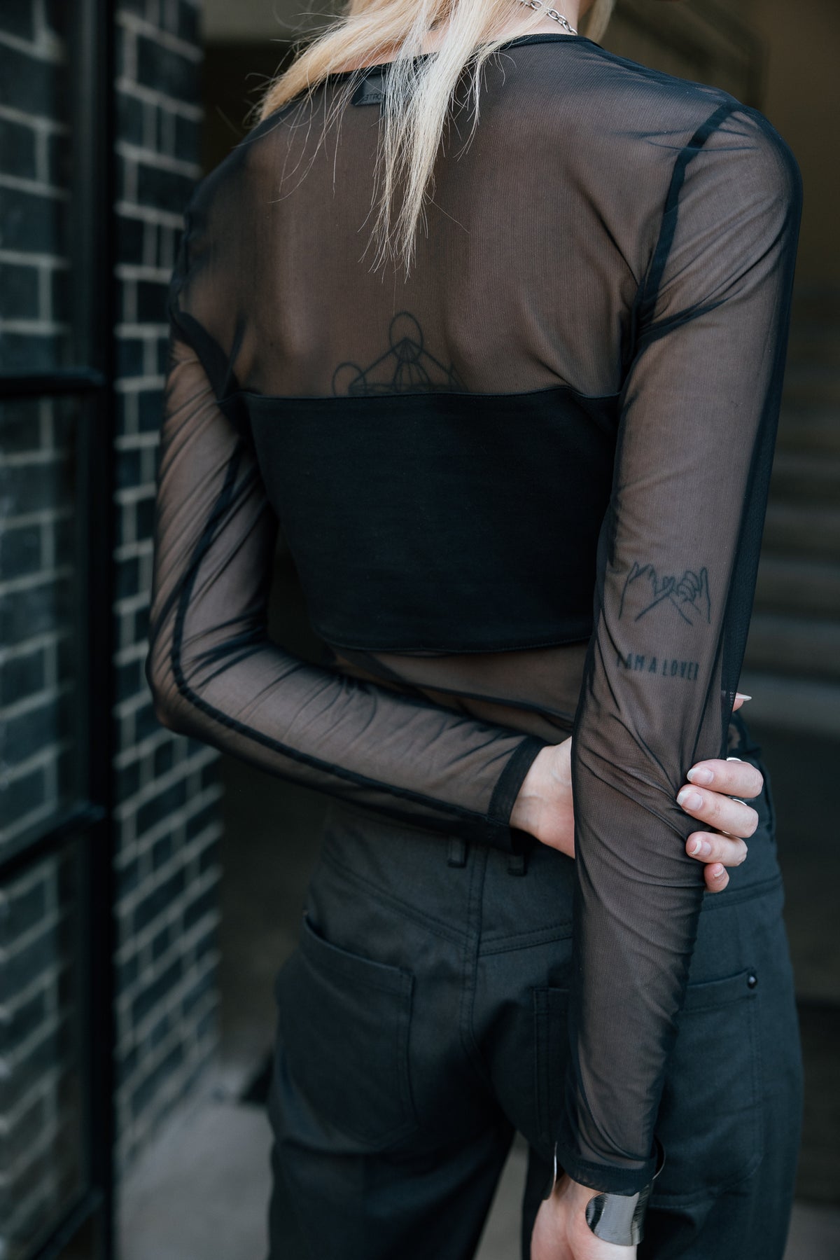 

T-shirt avec jeux de transparence Femme Telly Bandeau black | Freeman T. Porter