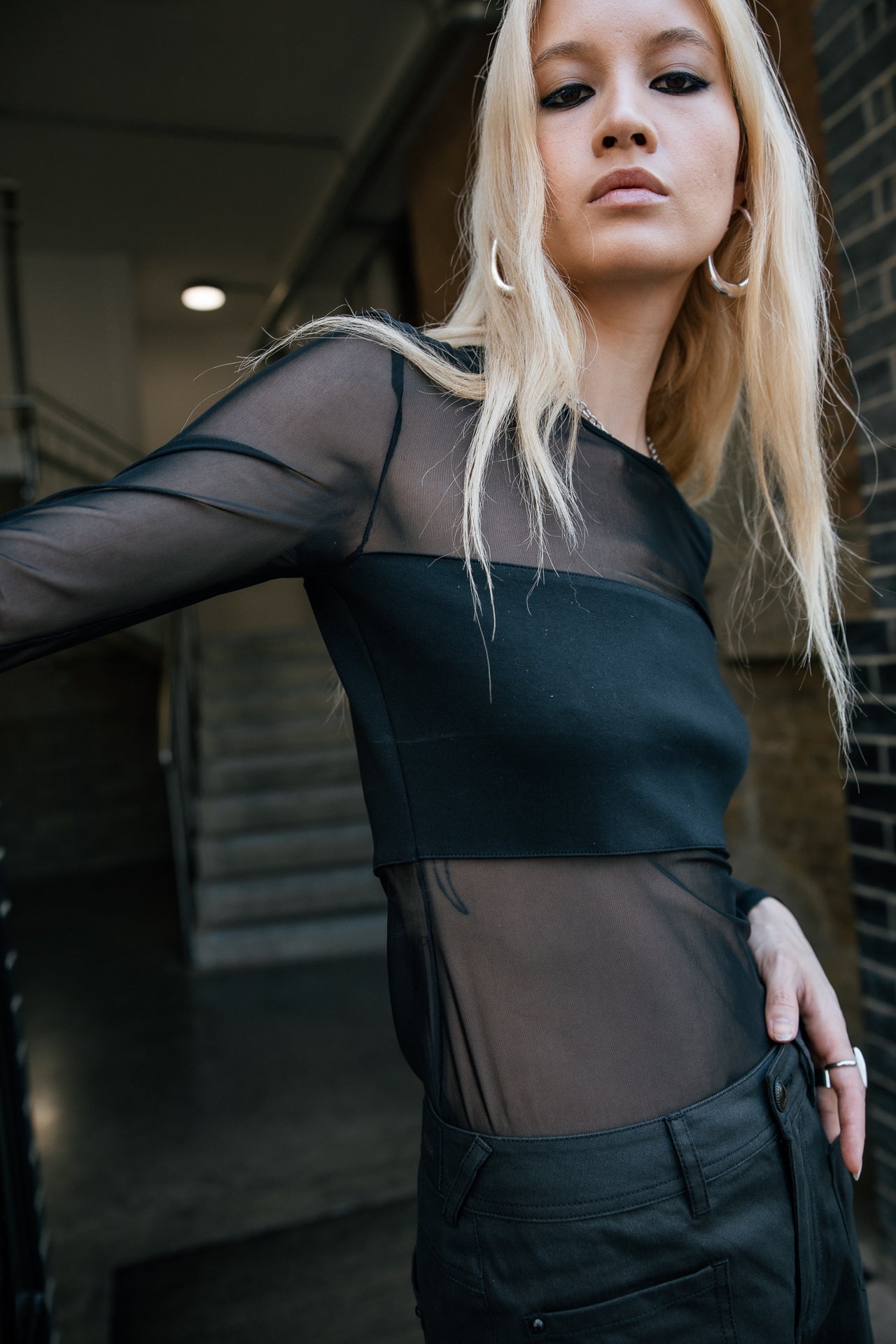

T-shirt avec jeux de transparence Femme Telly Bandeau black | Freeman T. Porter