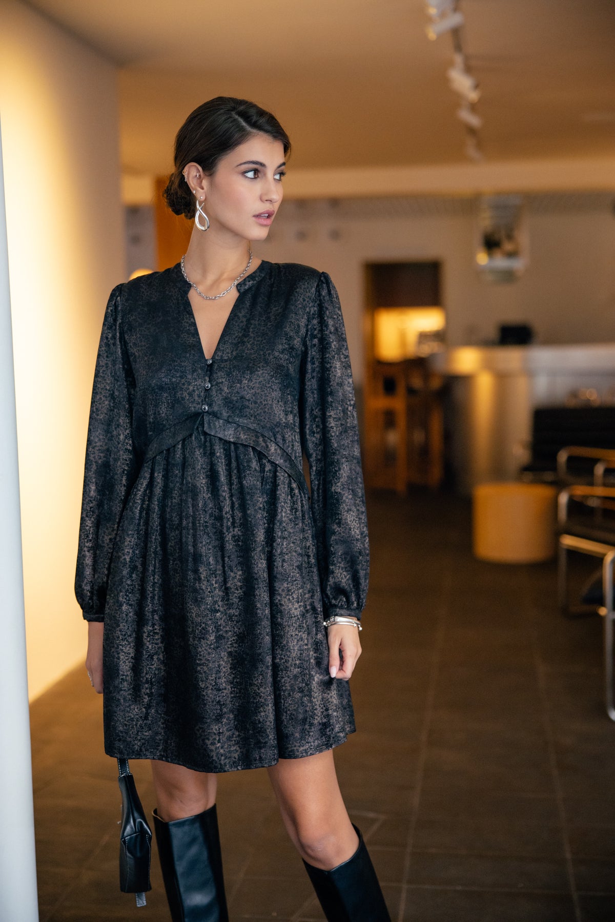   
            

Satin-Kleid Damen Raves Leodiams original | Freeman T. Porter
          