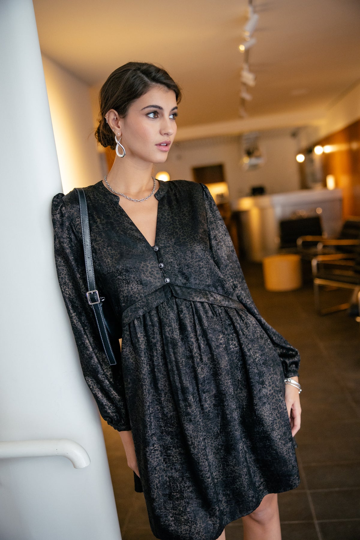 

Satin-Kleid Damen Raves Leodiams original | Freeman T. Porter