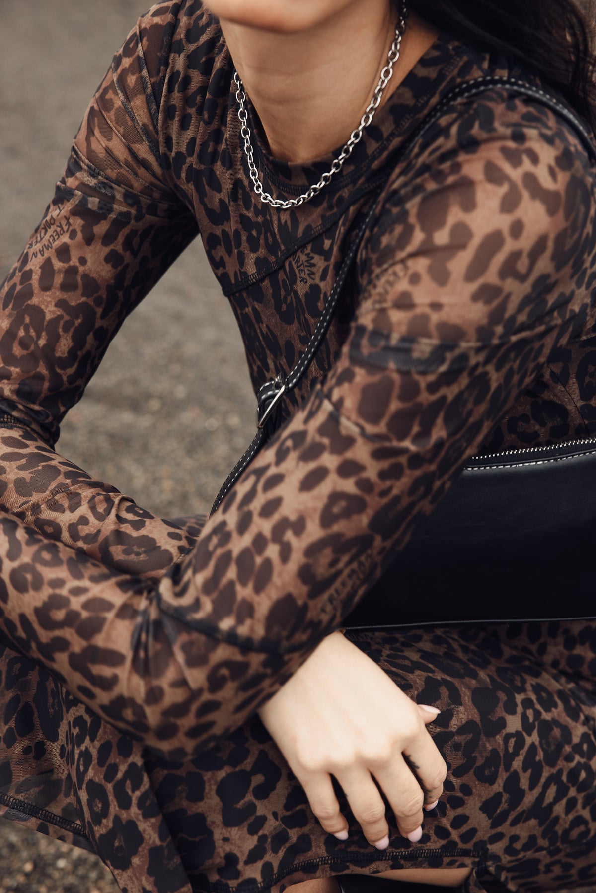 

Leo-Meshkleid Damen Rassany Roar shaved chocolate | Freeman T. Porter