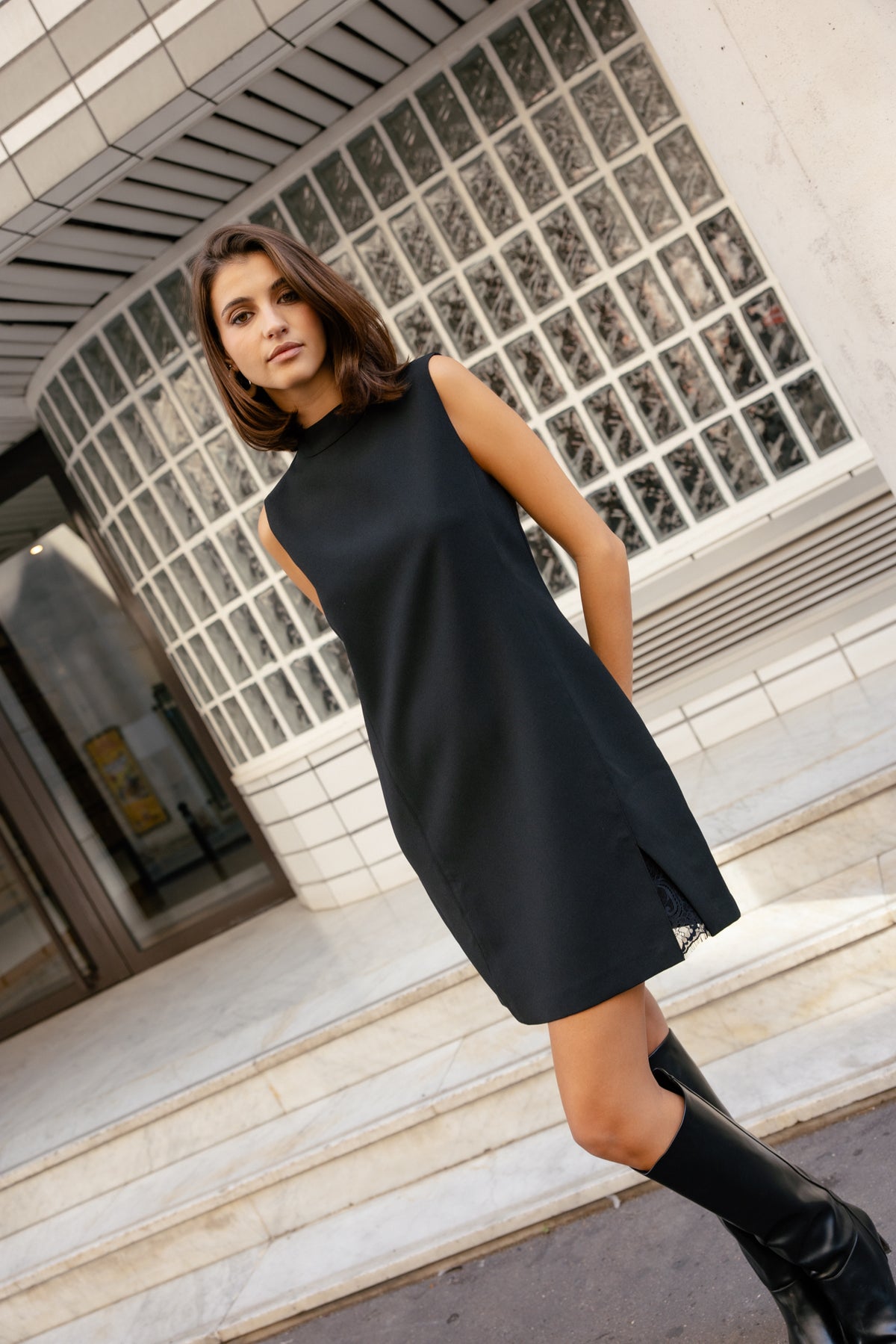 

Reißverschlusskleid mit Spitzendetail am Rücken Damen Reedle Plain black | Freeman T. Porter