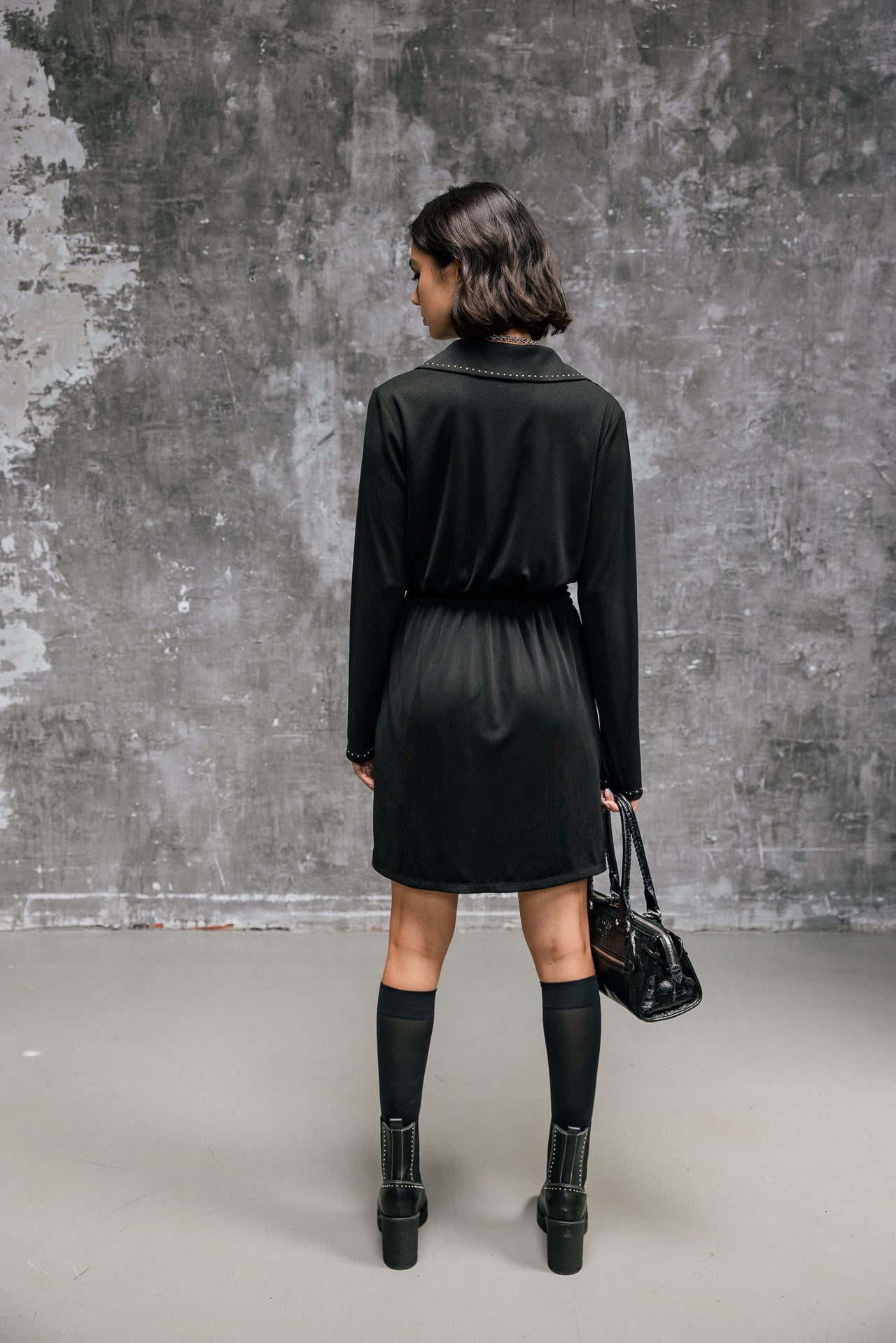 

Kurzes Kleid mit Nieten Damen Rula Plain black | Freeman T. Porter
