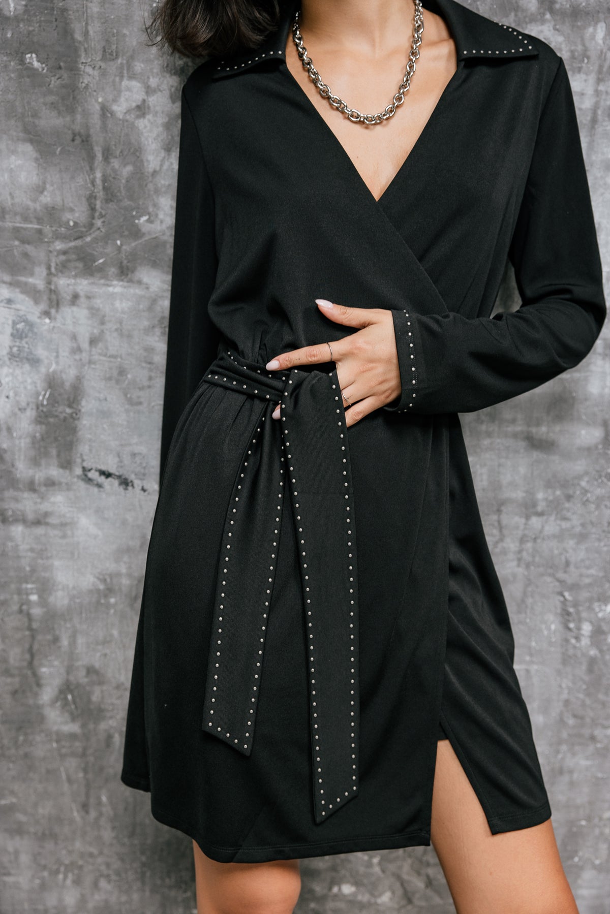 

Kurzes Kleid mit Nieten Damen Rula Plain black | Freeman T. Porter