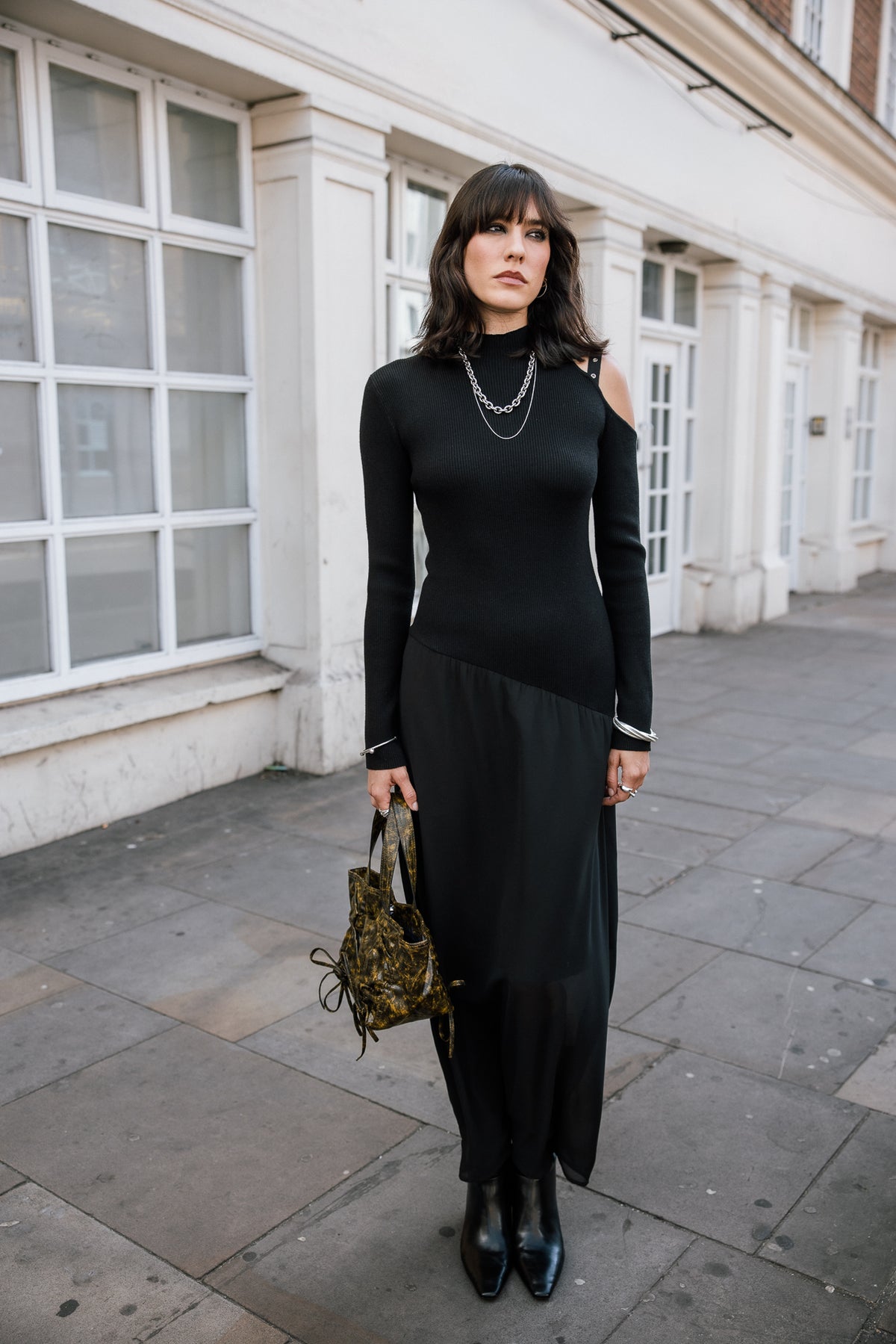 

Schulterfreies Kleid mit transparenten Elementen Damen Rajelle black | Freeman T. Porter