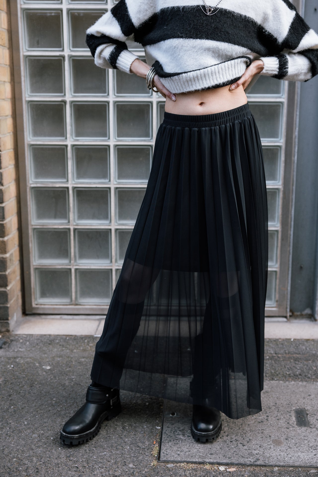   
            

Plissee-Rock aus Voile Damen Jiwel Mesh black | Freeman T. Porter
          