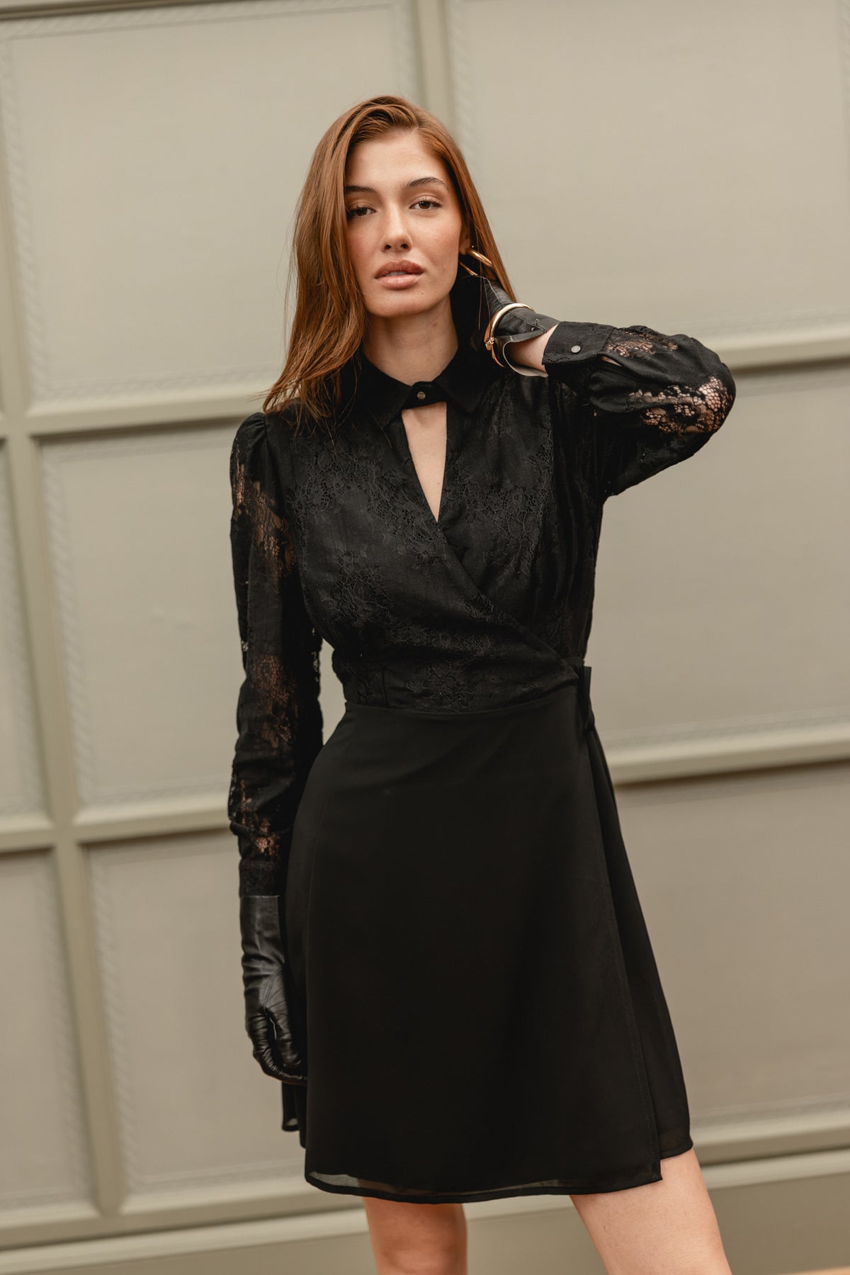 

Robe courte avec dentelle Femme Rociane black | Freeman T. Porter