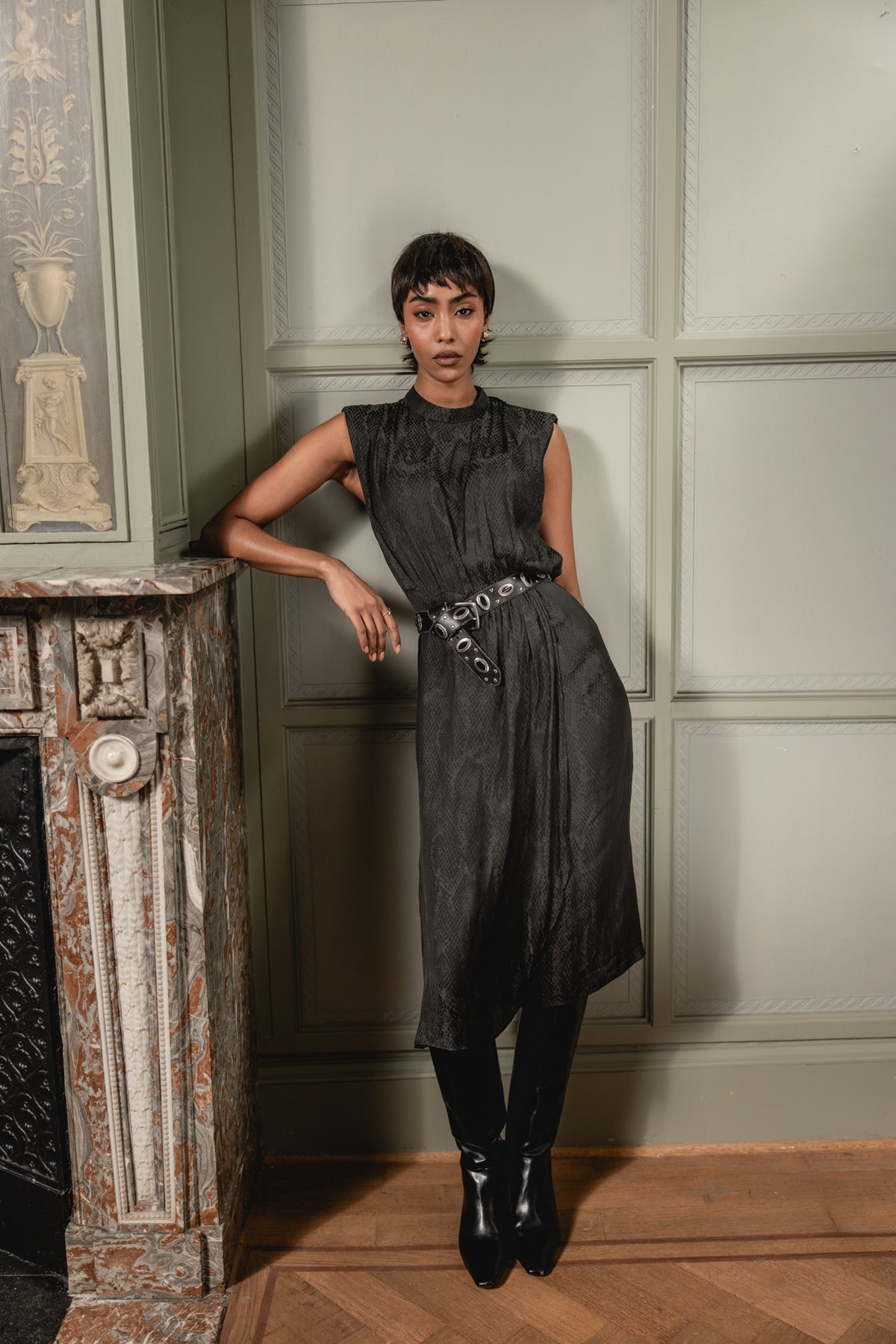 

Schickes Wickelkleid Damen Roseane Classico carbone | Freeman T. Porter