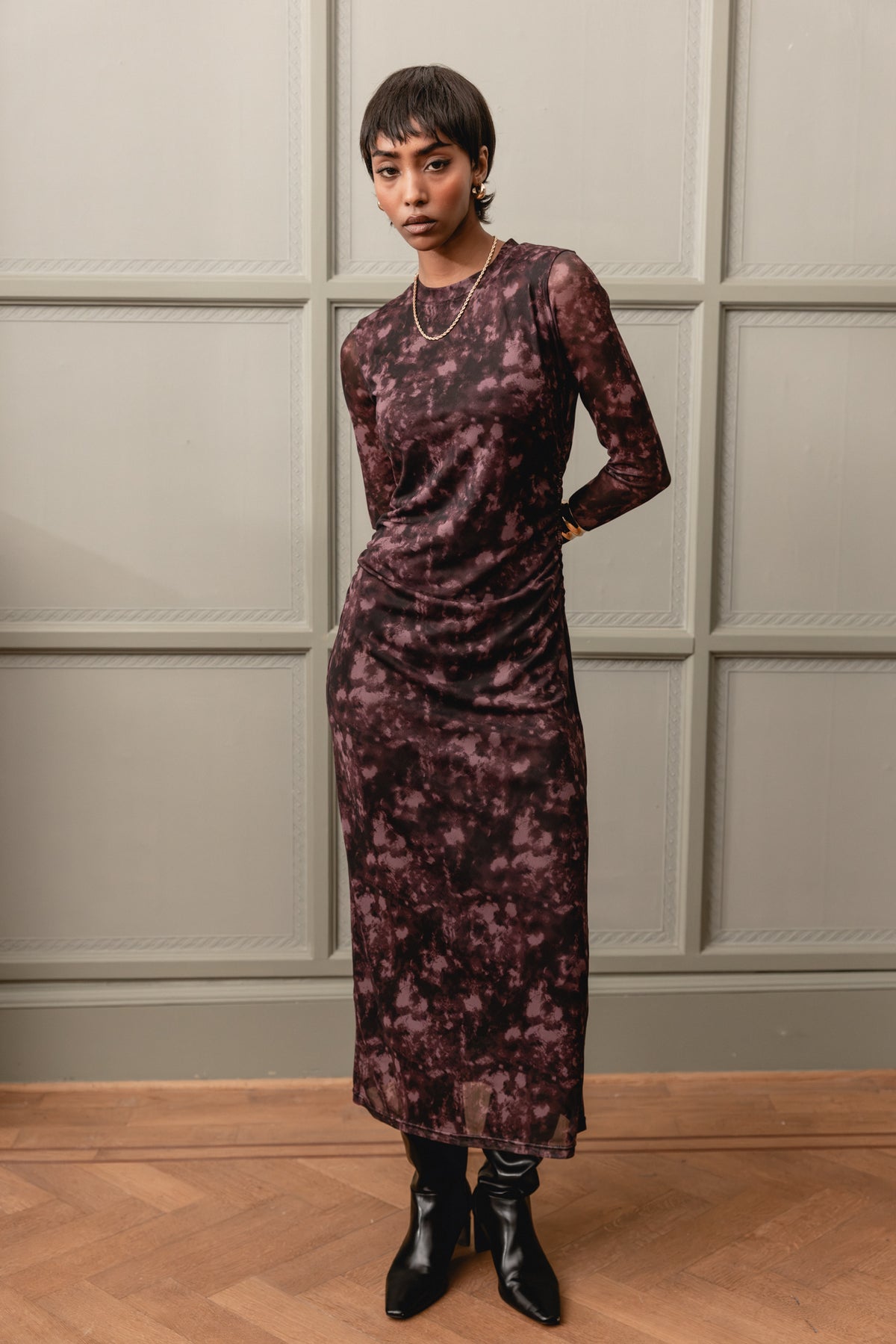 

Robe avec jeux de transparence Femme Rasmina Abstrat original | Freeman T. Porter