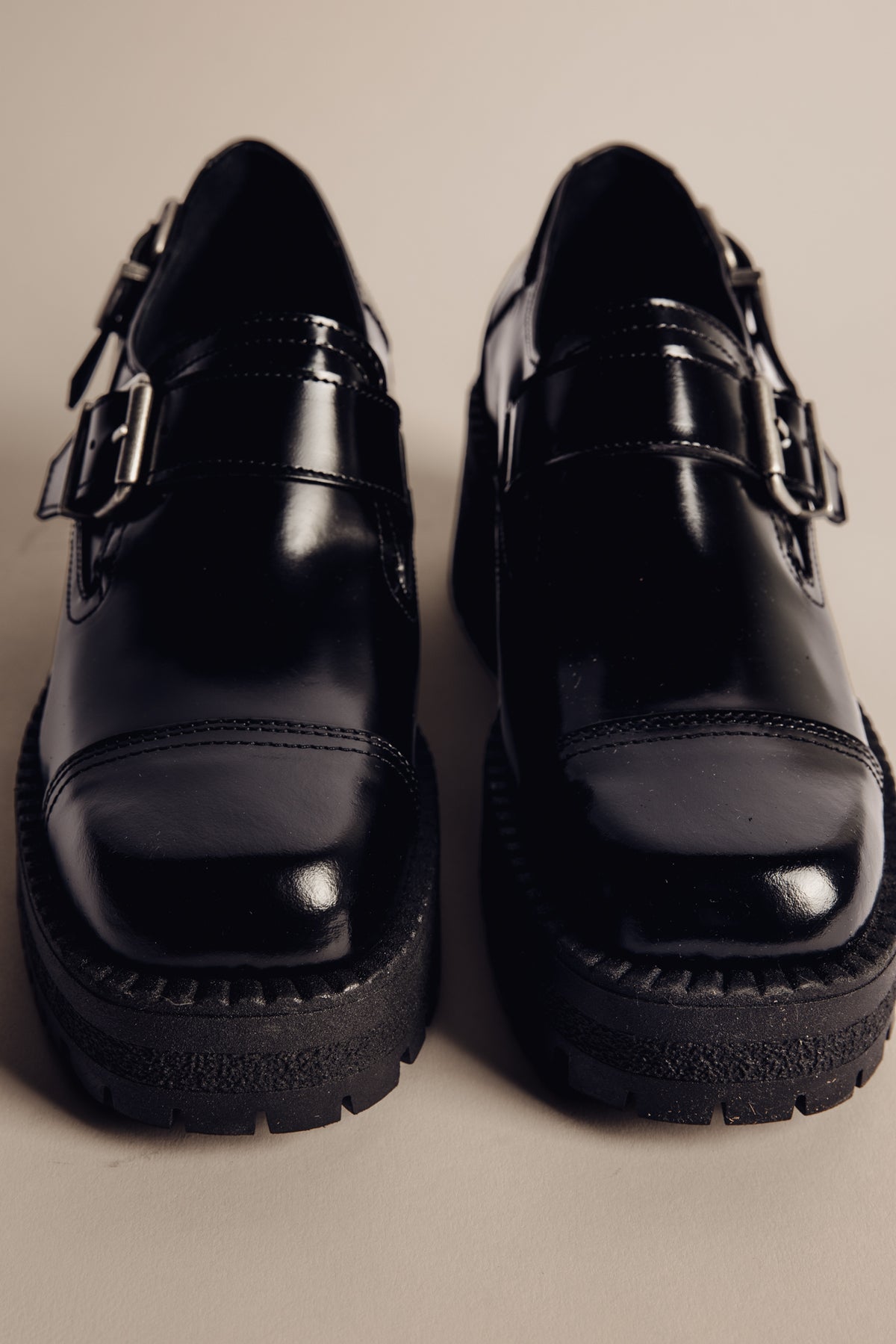 

Mocassin à semelle épaisse Femme Josiane black | Freeman T. Porter