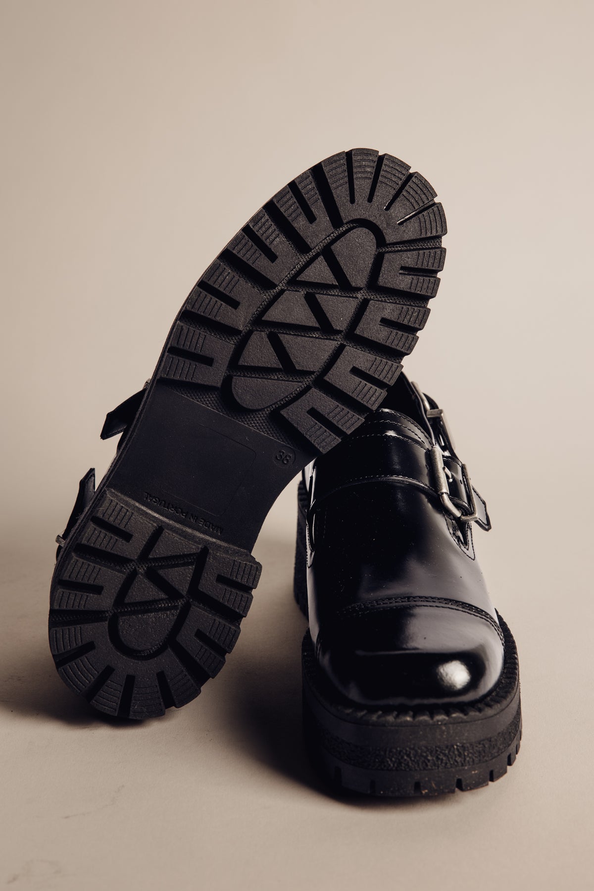 

Mocassin à semelle épaisse Femme Josiane black | Freeman T. Porter