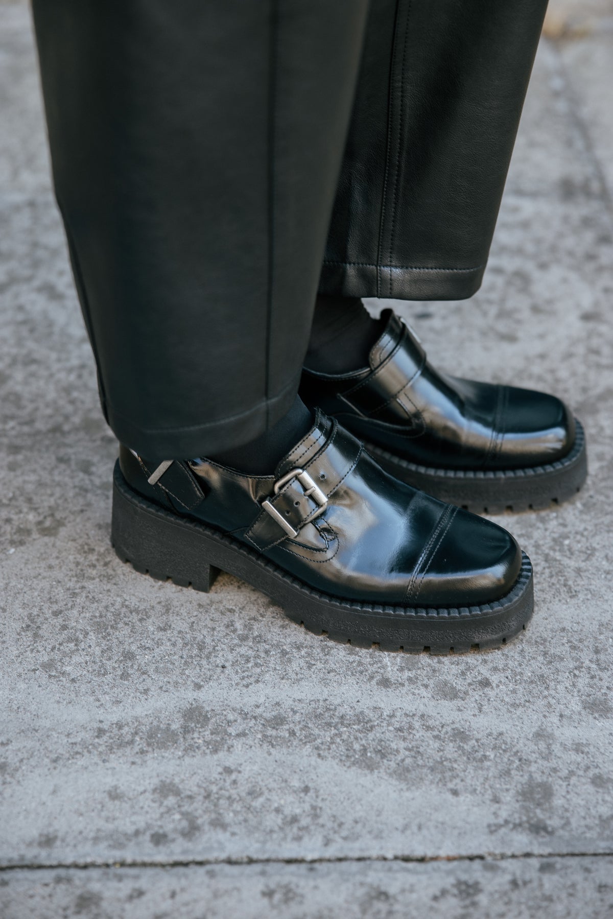 

Mokassin mit dicker Sohle Damen Josiane black | Freeman T. Porter