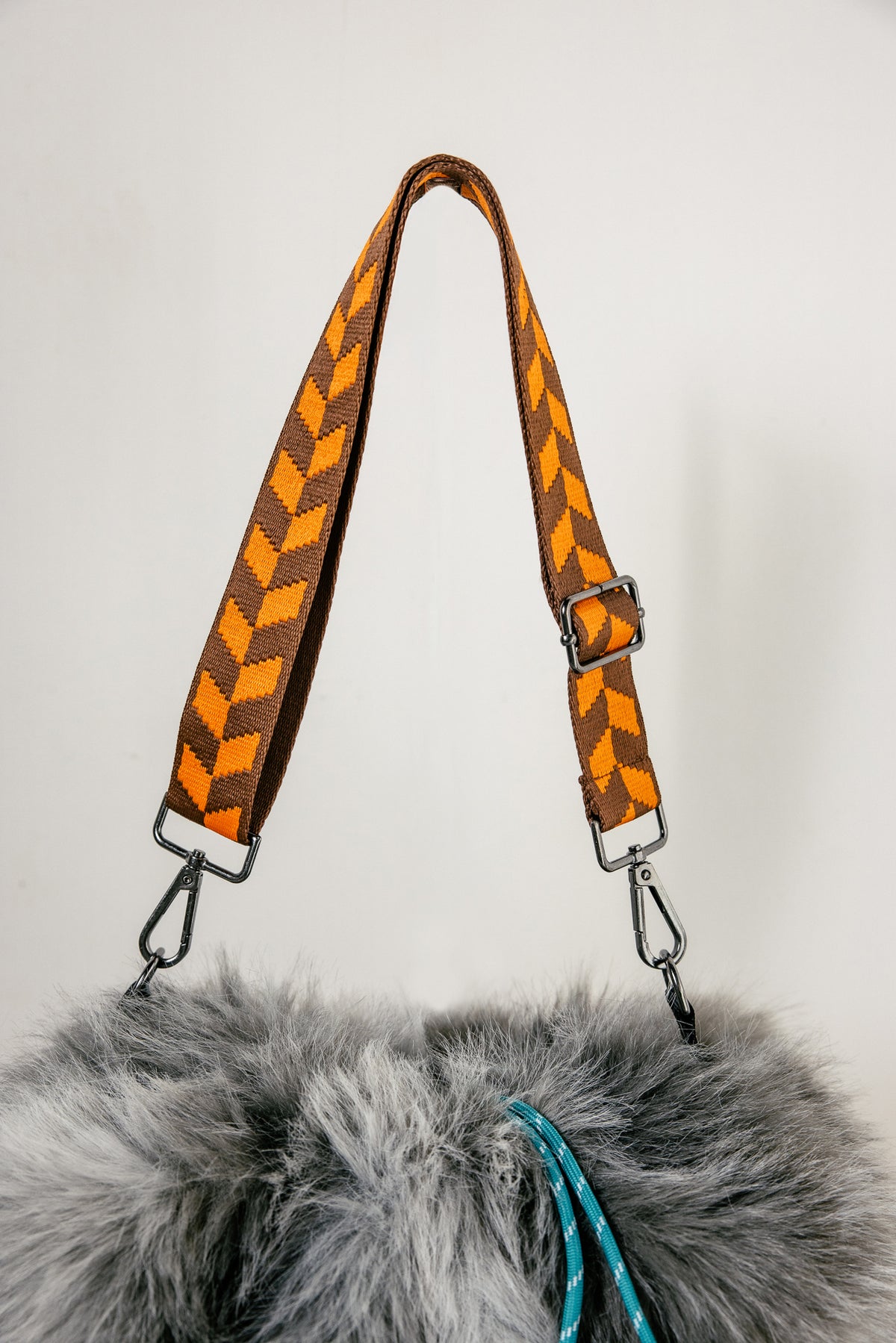 

Bolso de pelo Mujer Kiki Bear grey | Freeman T. Porter