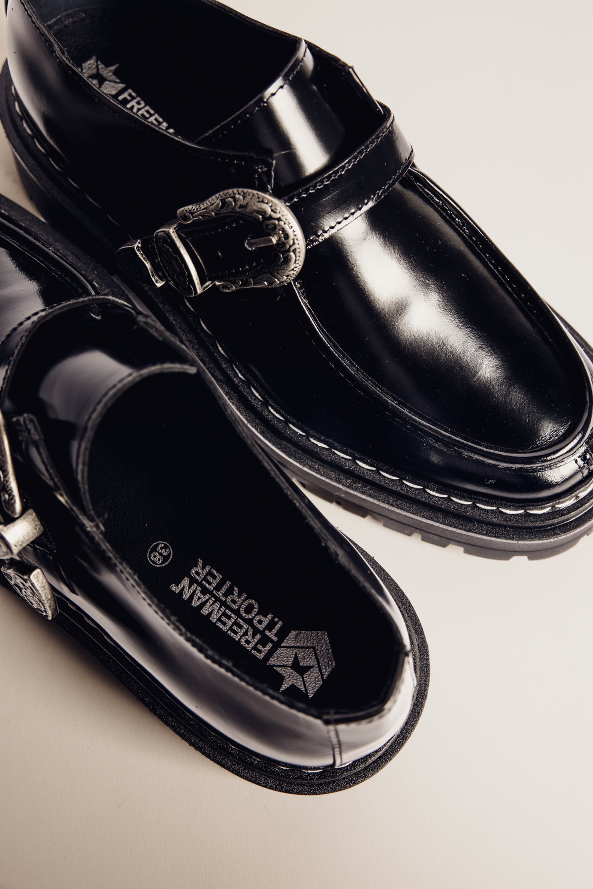

Derby-Loafer Damen Josita black | Freeman T. Porter