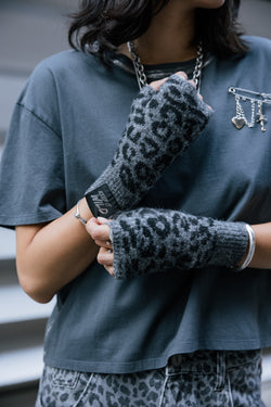 

Mitaine motif léopard Femme Graou Roar grey black | Freeman T. Porter