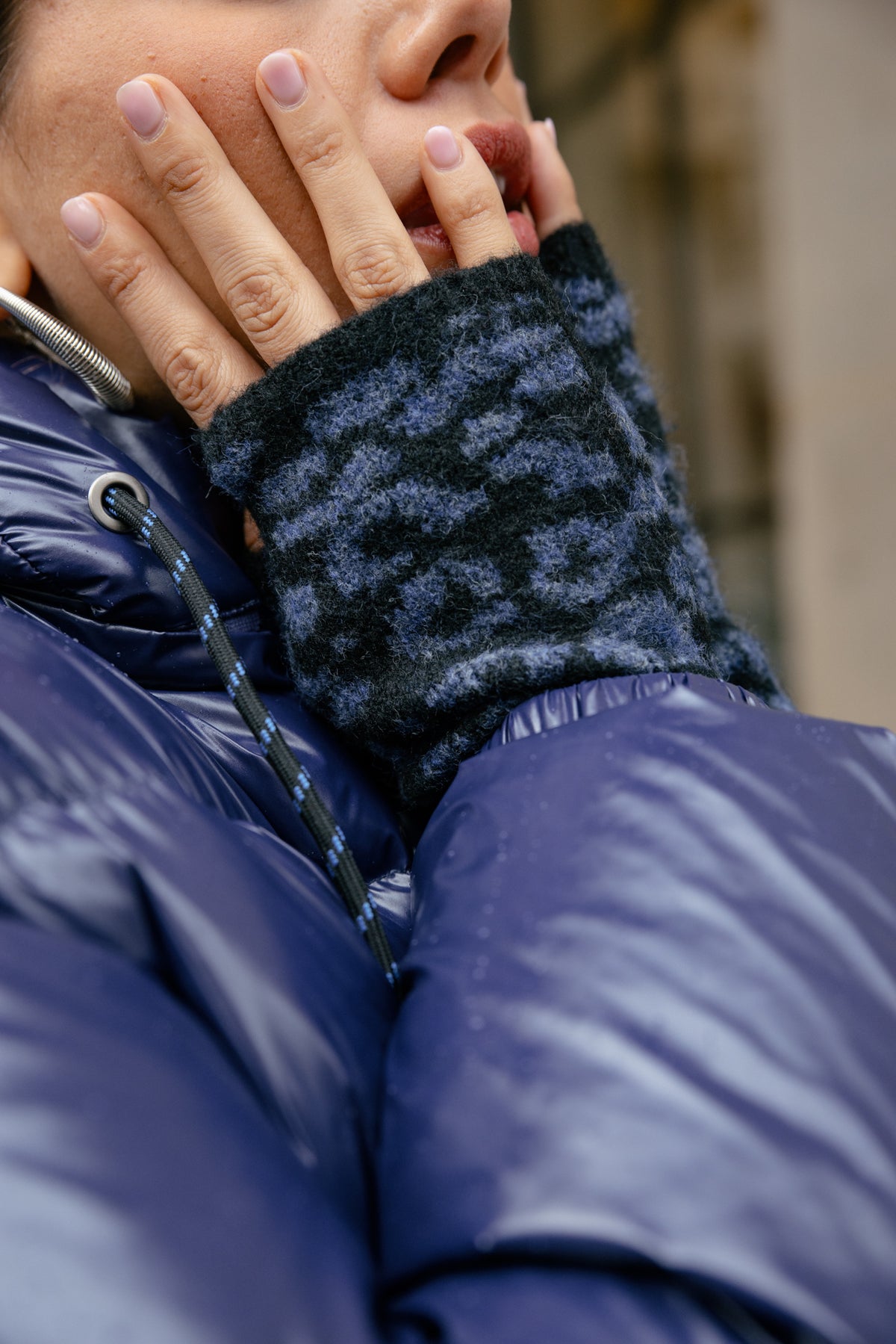
              

Mitaines Femme Graou Roar black indigo | Freeman T. Porter
            