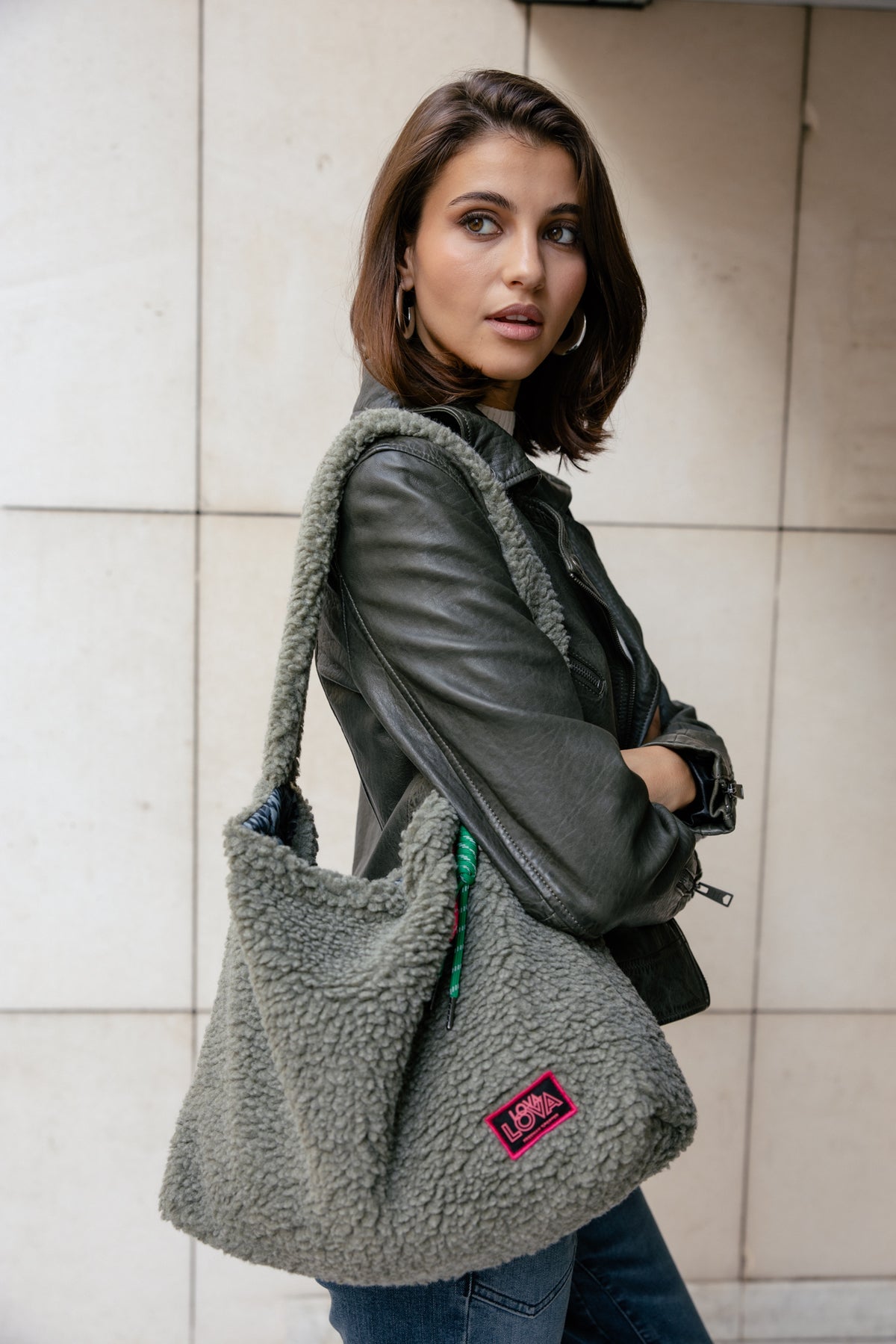 

Sac en moumoute Femme Kimeo Sherpa dusty olive | Freeman T. Porter