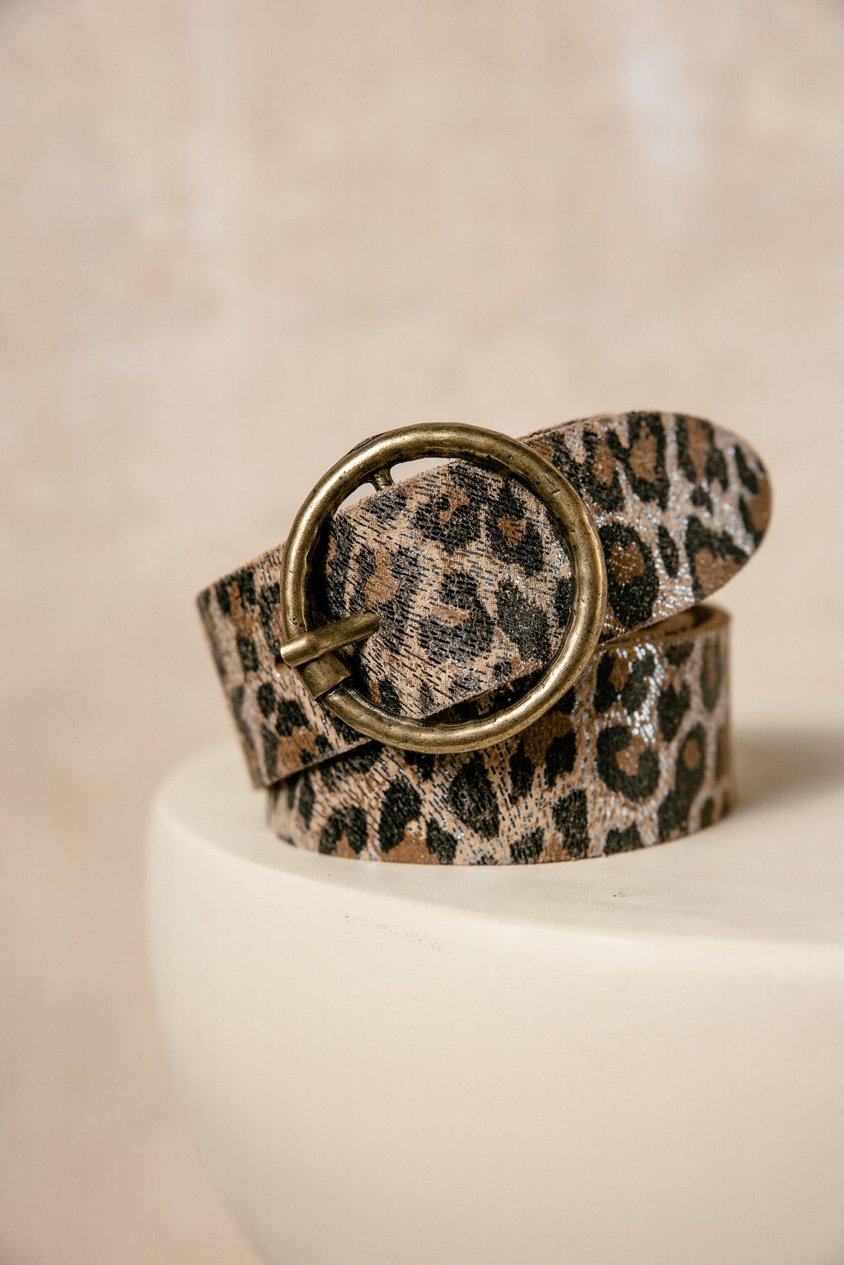   
            

Ceinture en cuir Femme Angeliso Leo Foiled natural | Freeman T. Porter
          