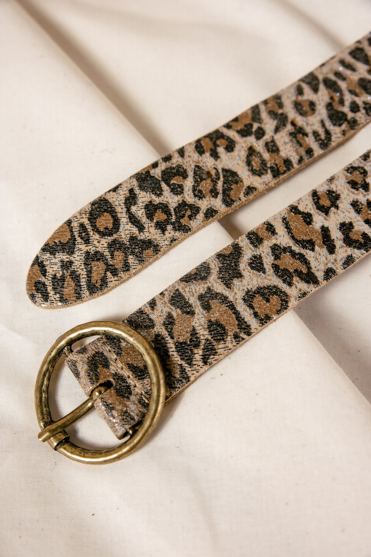
              

Ceinture en cuir Femme Angeliso Leo Foiled natural | Freeman T. Porter
            
