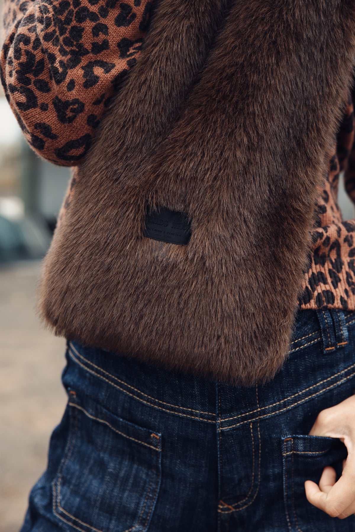 

Bufanda efecto piel Mujer Livie Furry brown | Freeman T. Porter