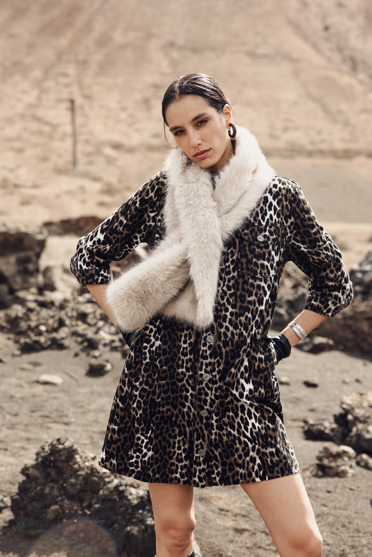 
              

Bufanda efecto piel Mujer Livie Furry beige melange | Freeman T. Porter
            