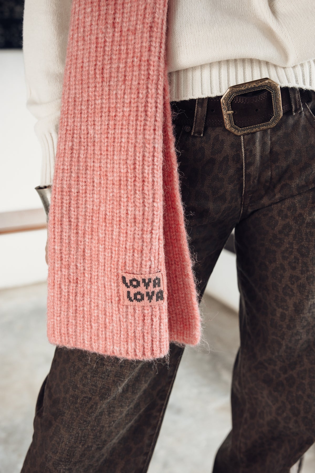 

Écharpe longue Femme Elina Comfy pink | Freeman T. Porter
