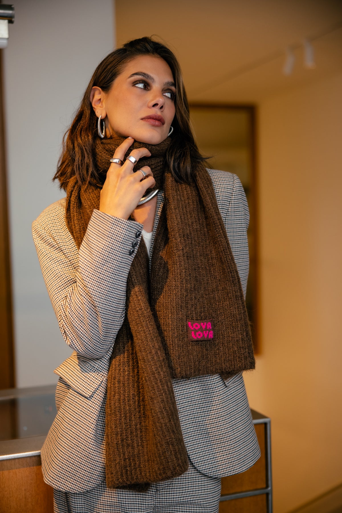 

Écharpe longue Femme Elina Comfy brown | Freeman T. Porter