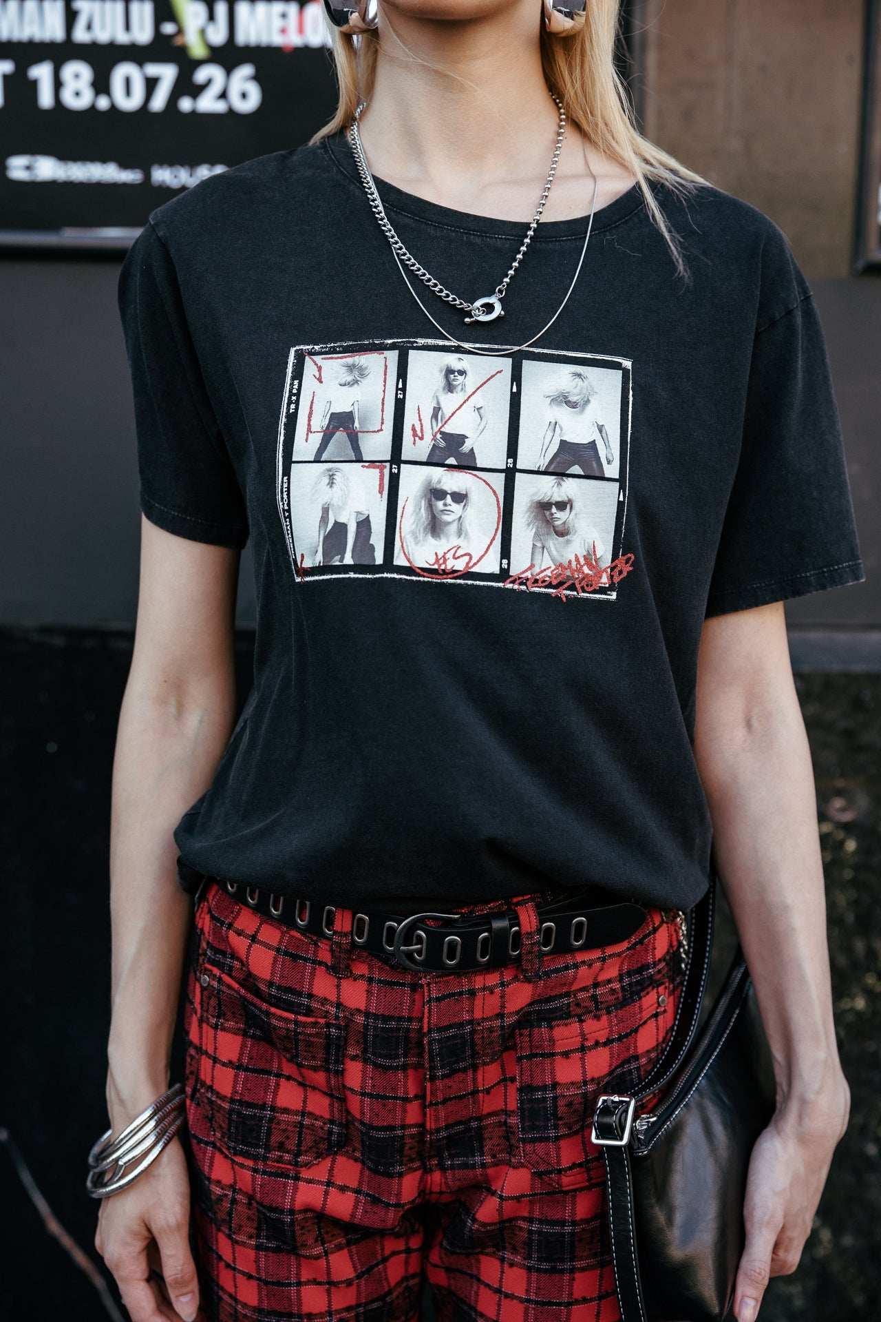   
            

Bedrucktes T-Shirt Damen Suria Photobooth black | Freeman T. Porter
          