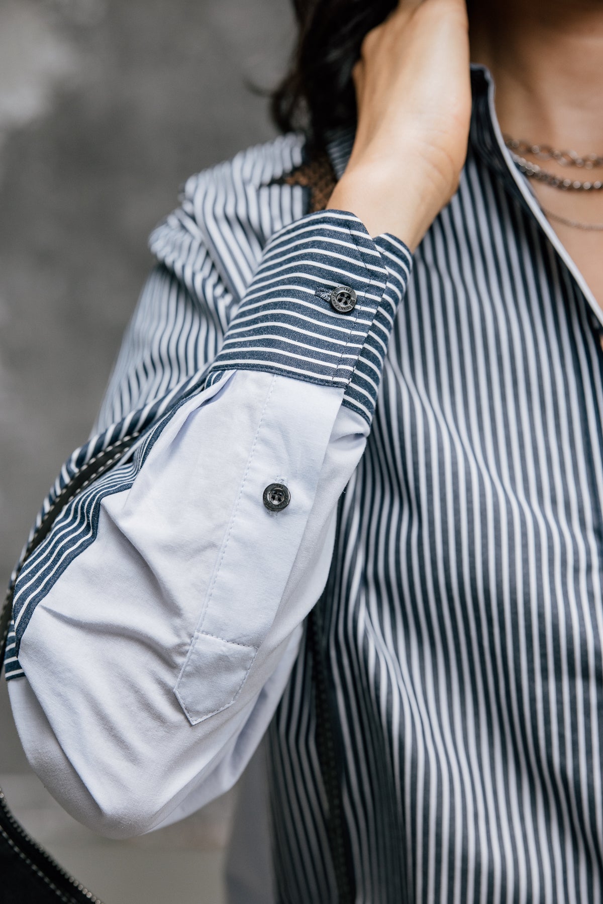 

Chemise oversize brodée Femme Chella Lova navy | Freeman T. Porter