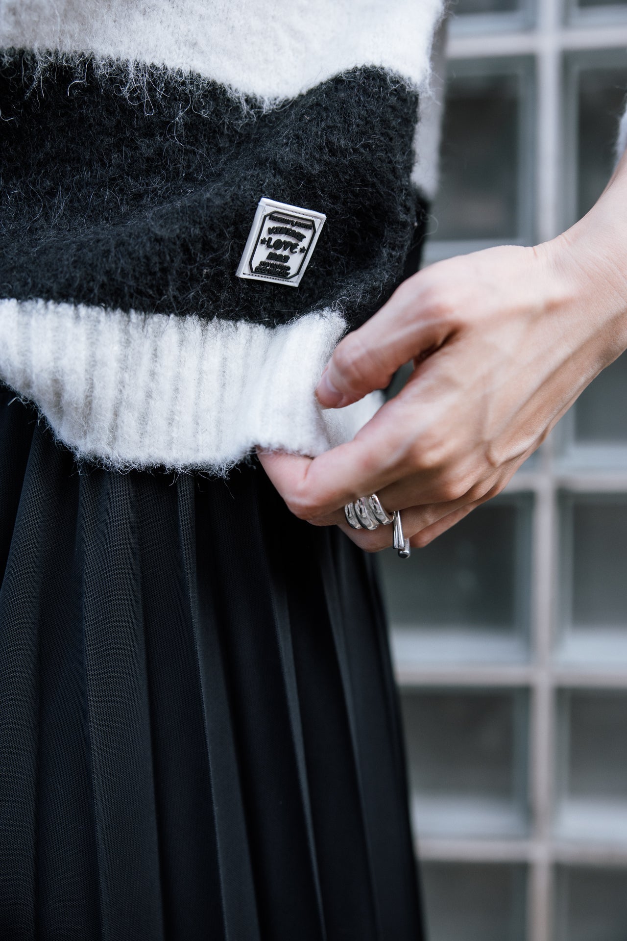 

Pull confortable fluffy Femme Phelicia Stripes white & black | Freeman T. Porter